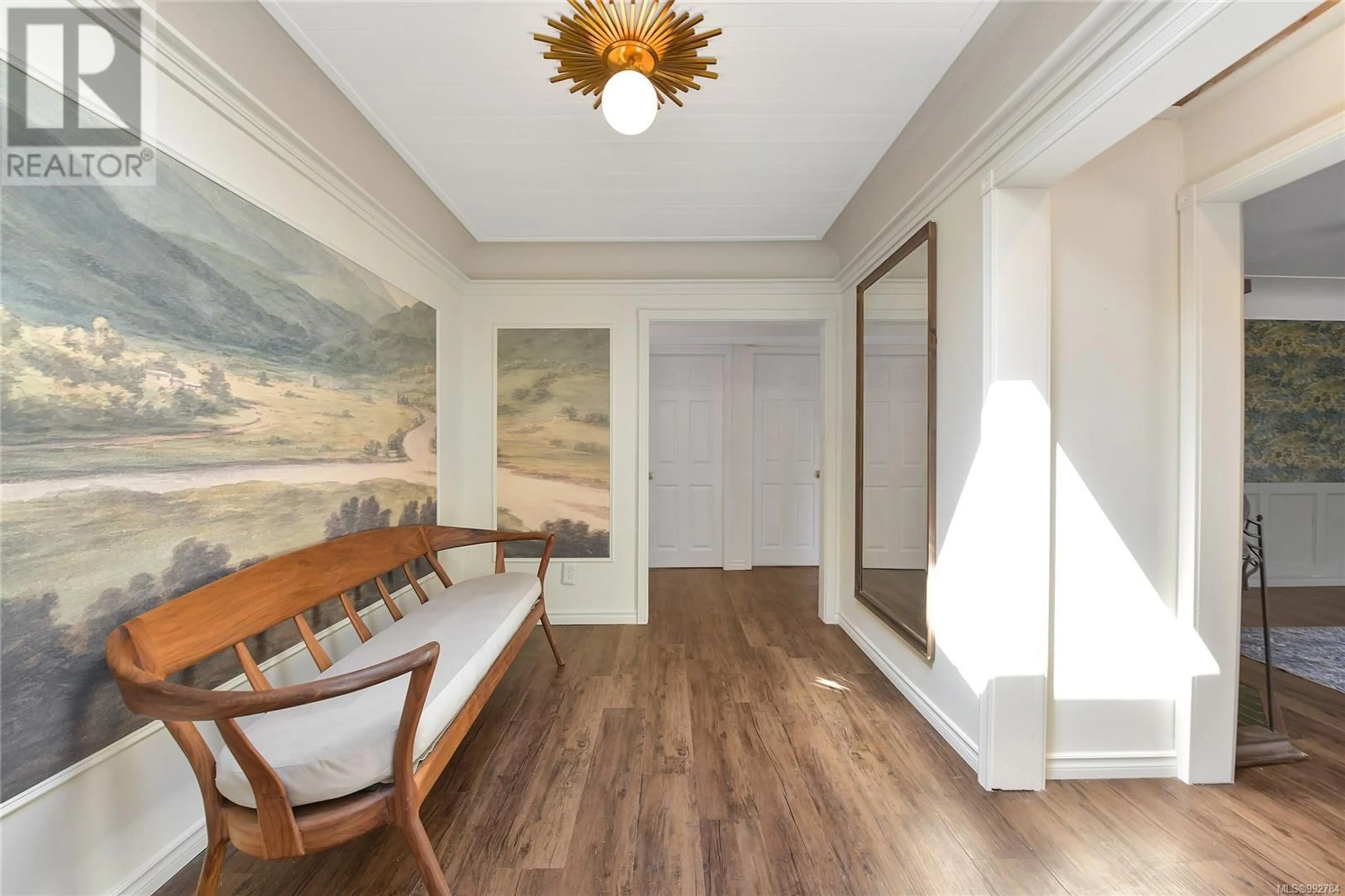 Indoor entryway for 2582 RAINVILLE ROAD, Langford British Columbia V9B3N1