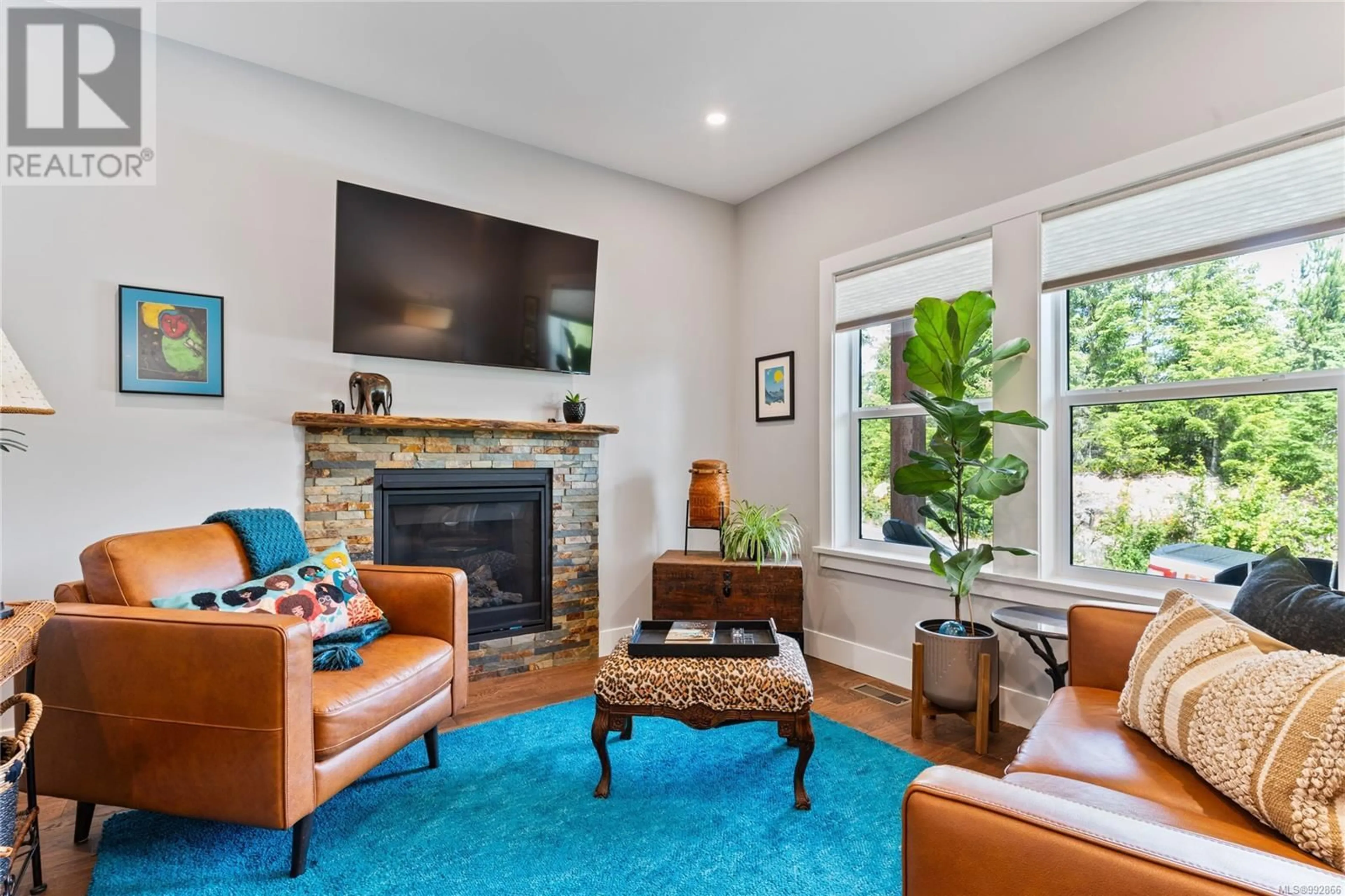Living room with furniture, unknown for 108 TRAILHEAD CIRCLE, Shawnigan Lake British Columbia V0R2W3