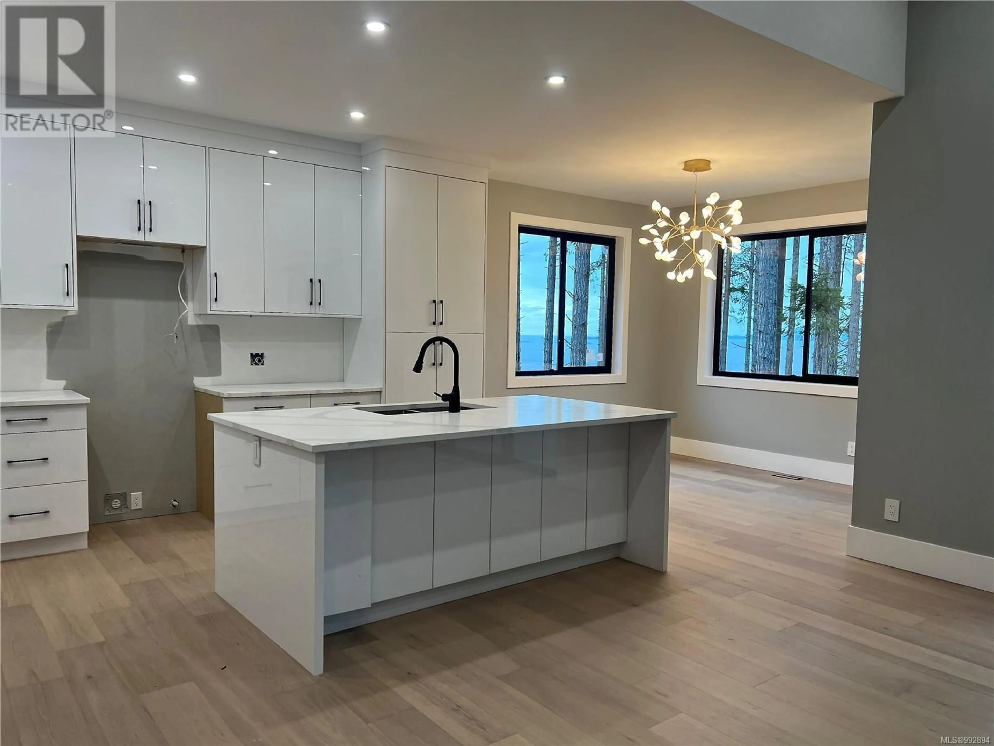 Open concept kitchen, unknown for 4618 GLEN OAKS DRIVE, Nanaimo British Columbia V9T0N2
