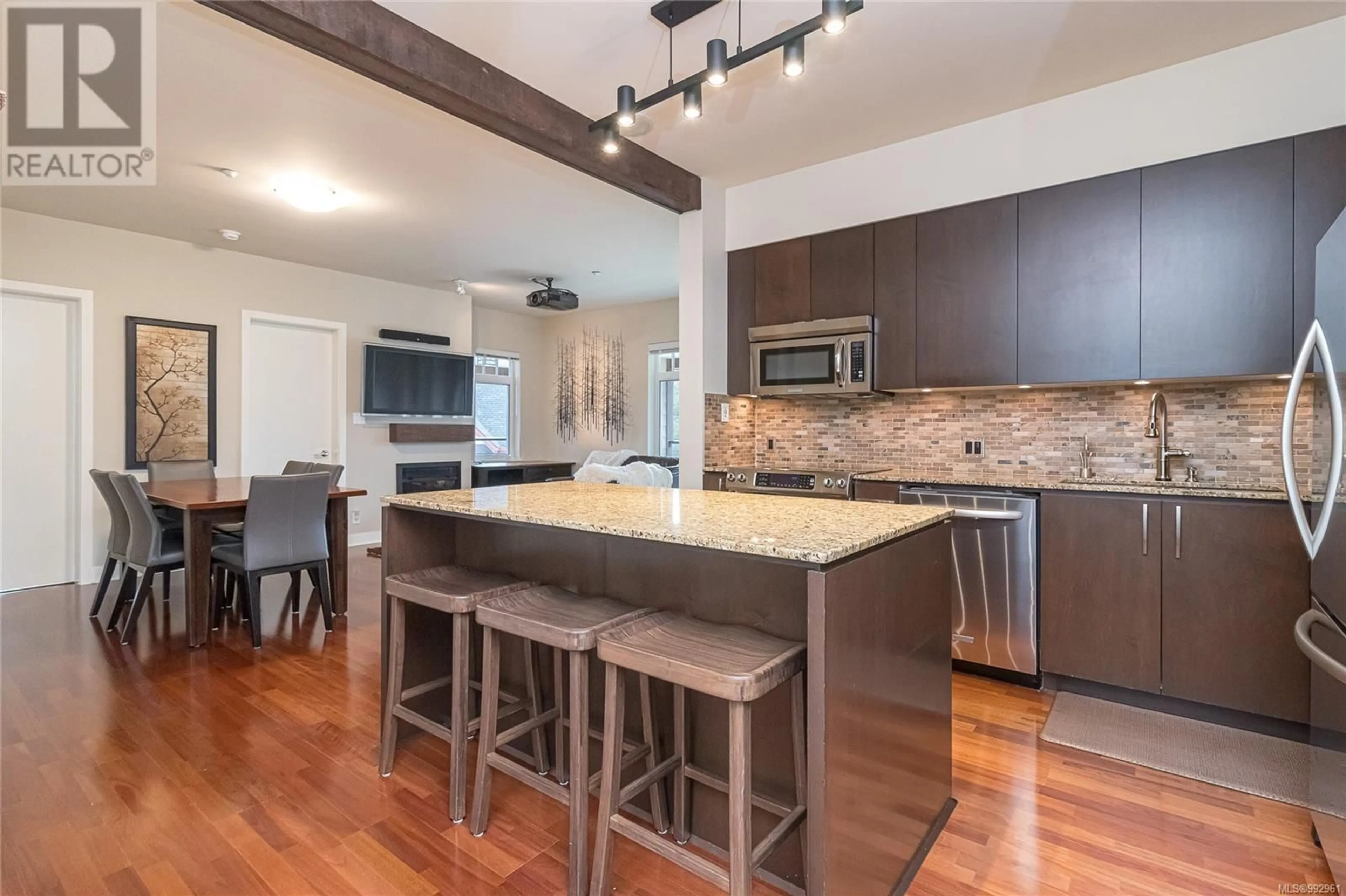 Open concept kitchen, unknown for 302 - 1395 BEAR MOUNTAIN PARKWAY, Langford British Columbia V9B0E1