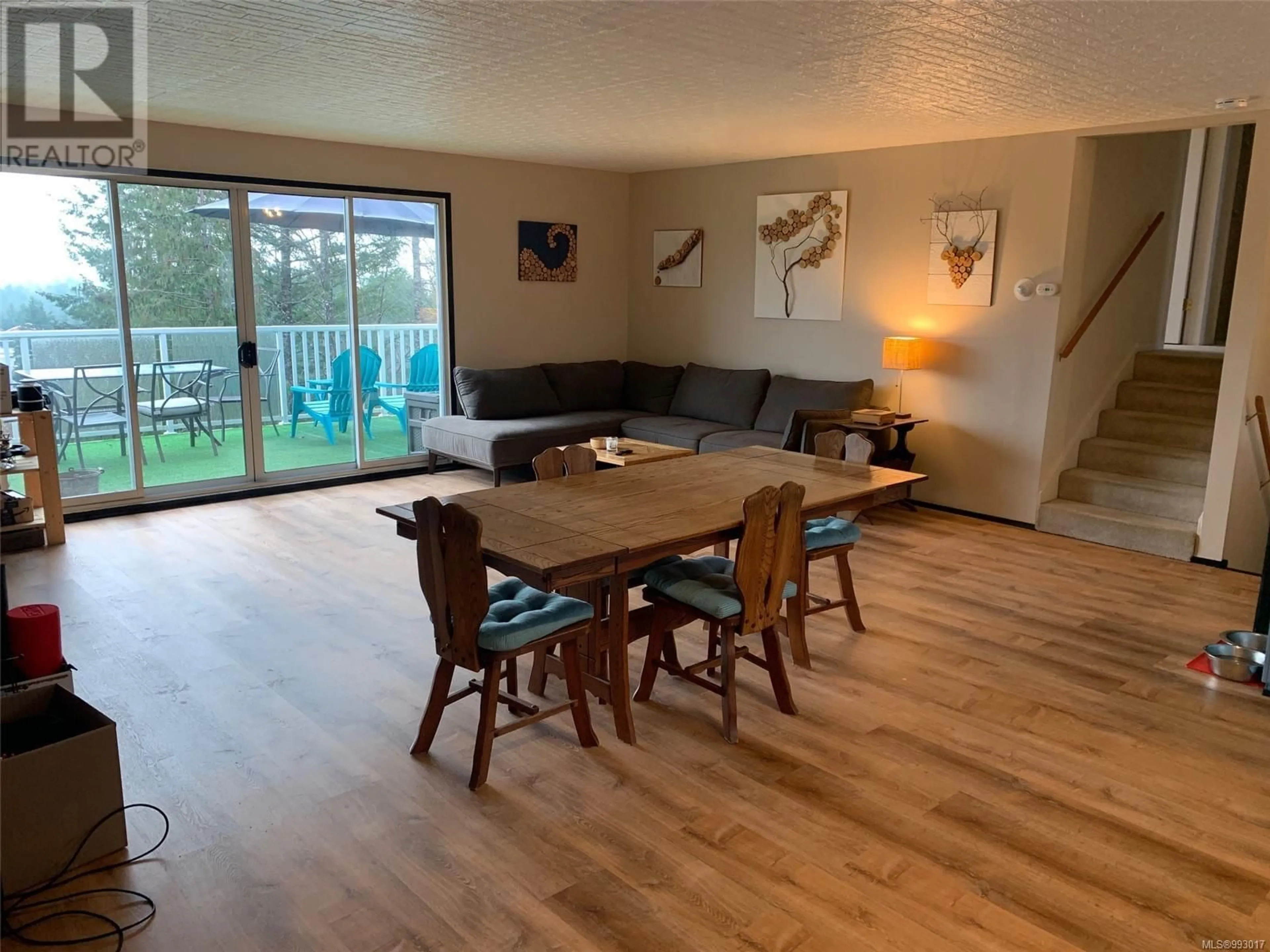 A pic of a room for 547 MALLARD WAY, Gold River British Columbia V0P1G0
