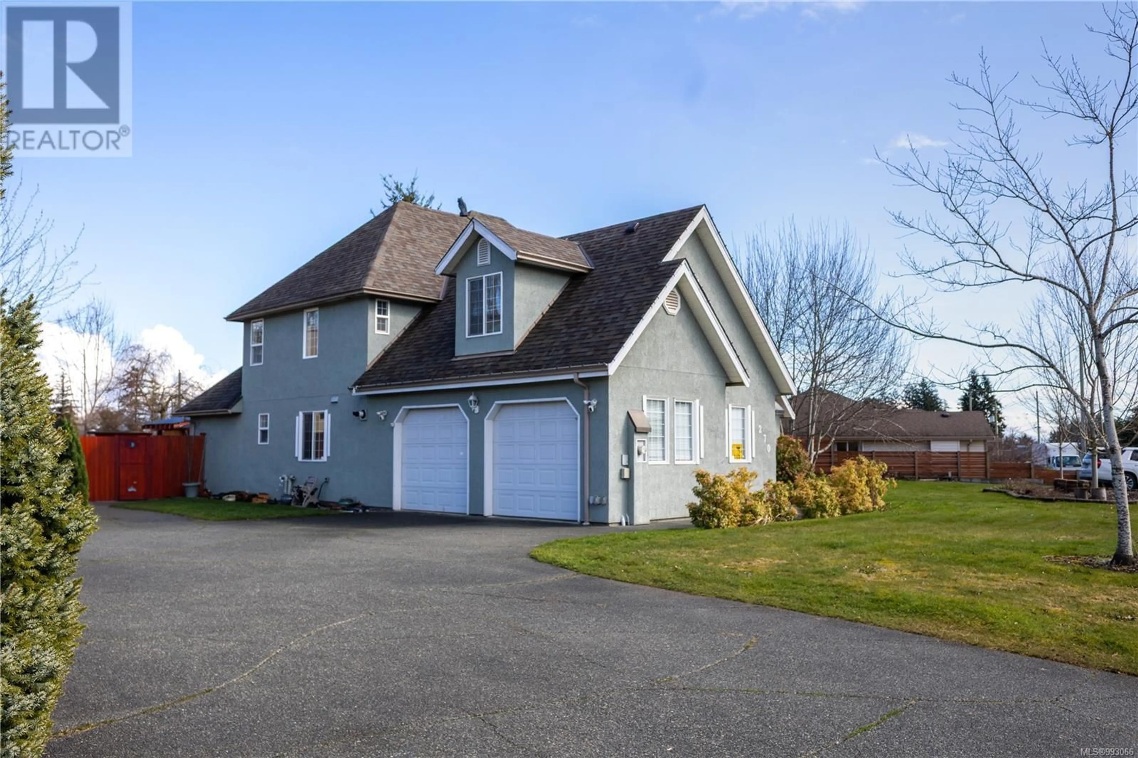 A pic from outside/outdoor area/front of a property/back of a property/a pic from drone, street for 270 DAHL ROAD, Campbell River British Columbia V9W7X8