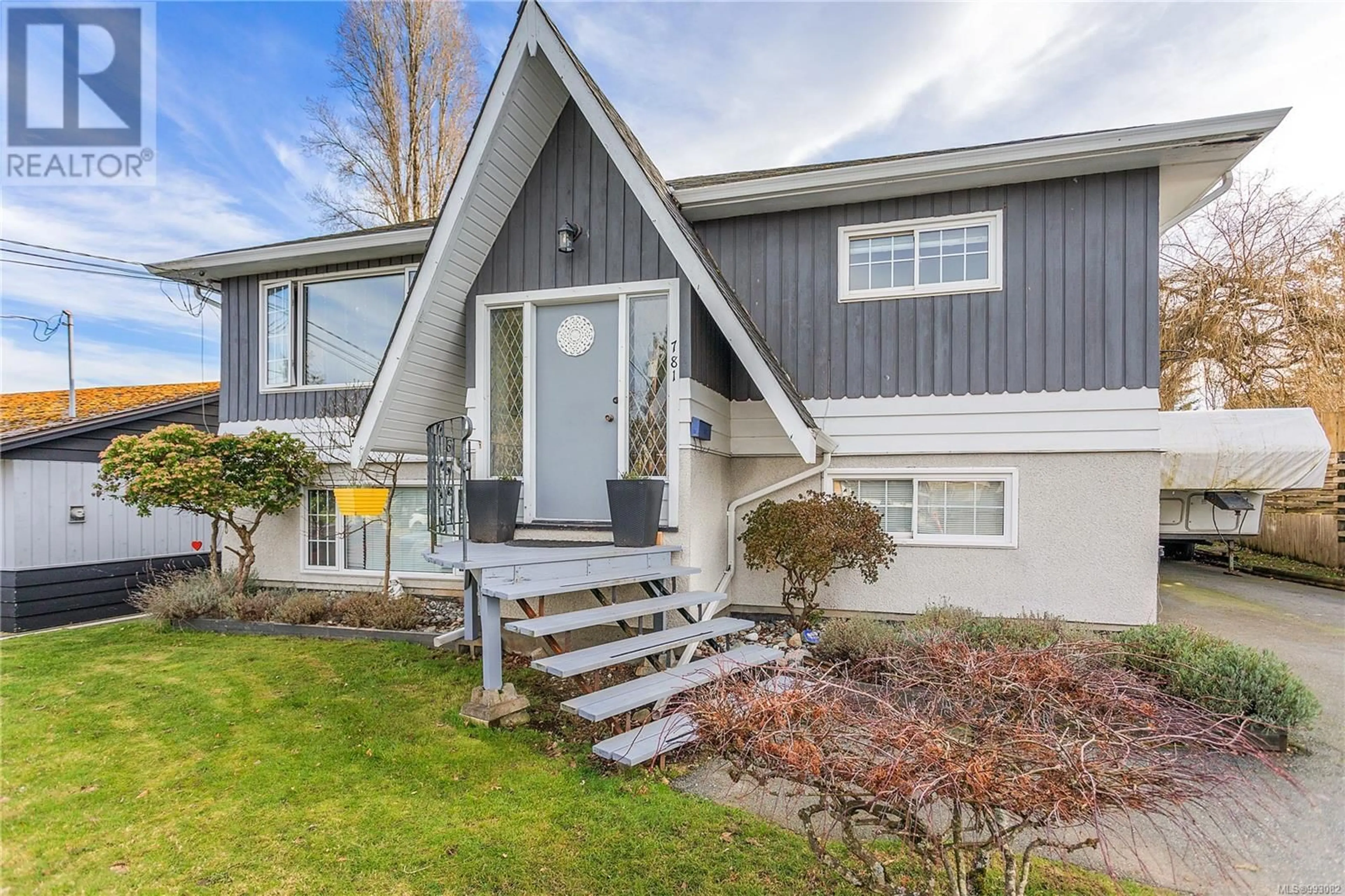 Home with vinyl exterior material, unknown for 781 CHELSEA STREET, Nanaimo British Columbia V9S1Y2