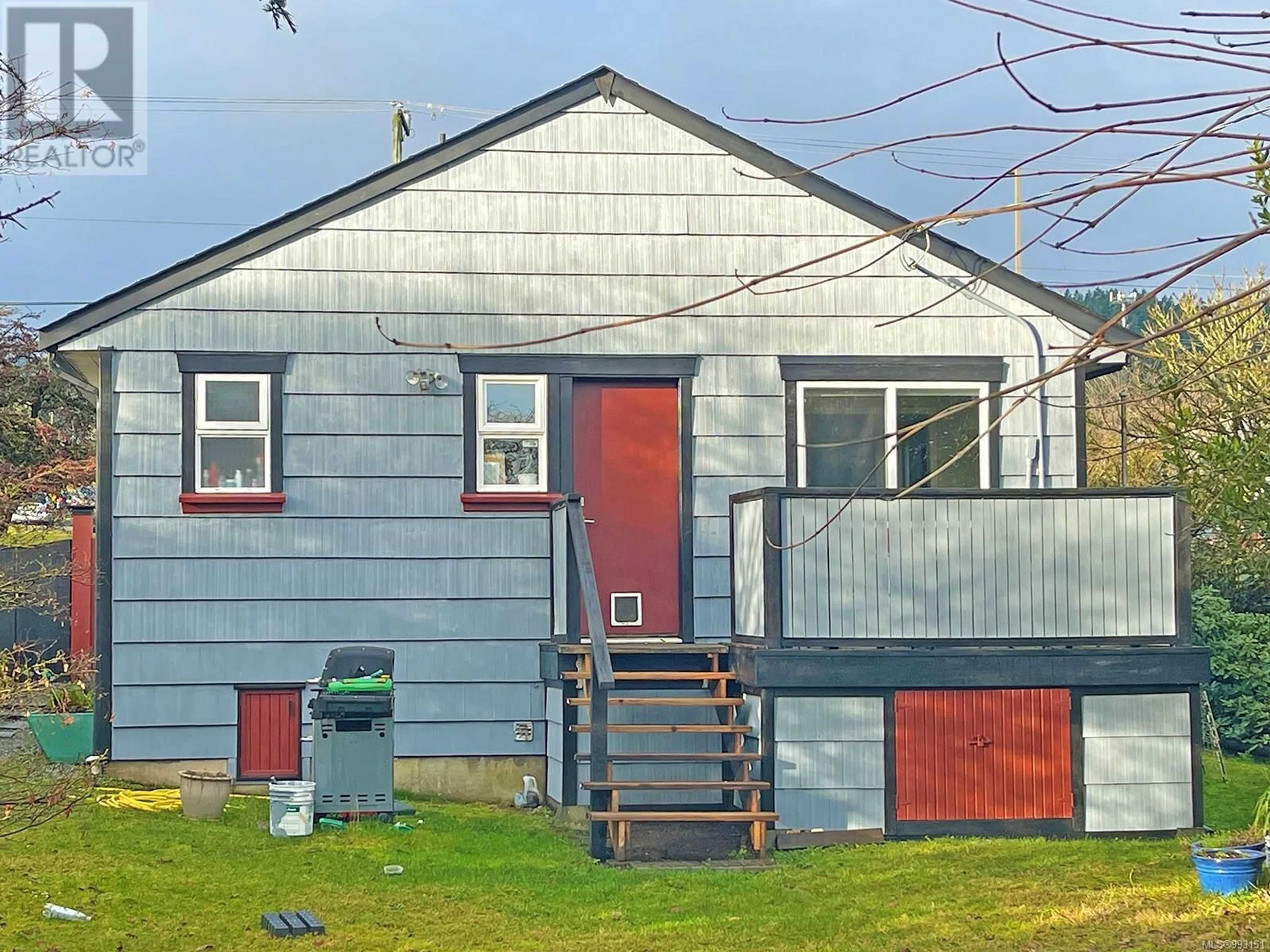 Home with vinyl exterior material, street for 474 & 486 WAKESIAH AVENUE, Nanaimo British Columbia V9R3K9
