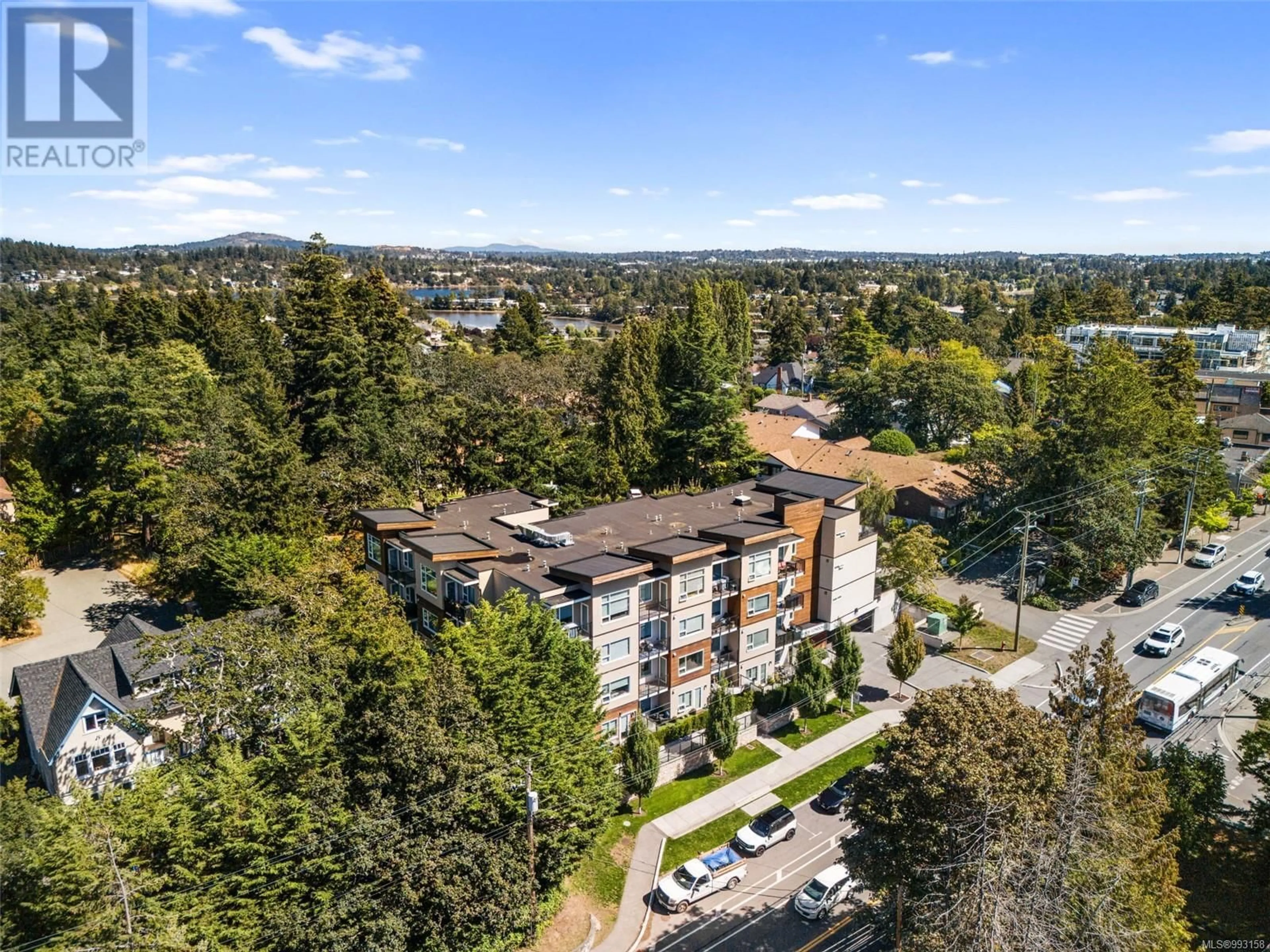 A pic from outside/outdoor area/front of a property/back of a property/a pic from drone, unknown for 305 - 280 ISLAND HIGHWAY, View Royal British Columbia V9B1G5