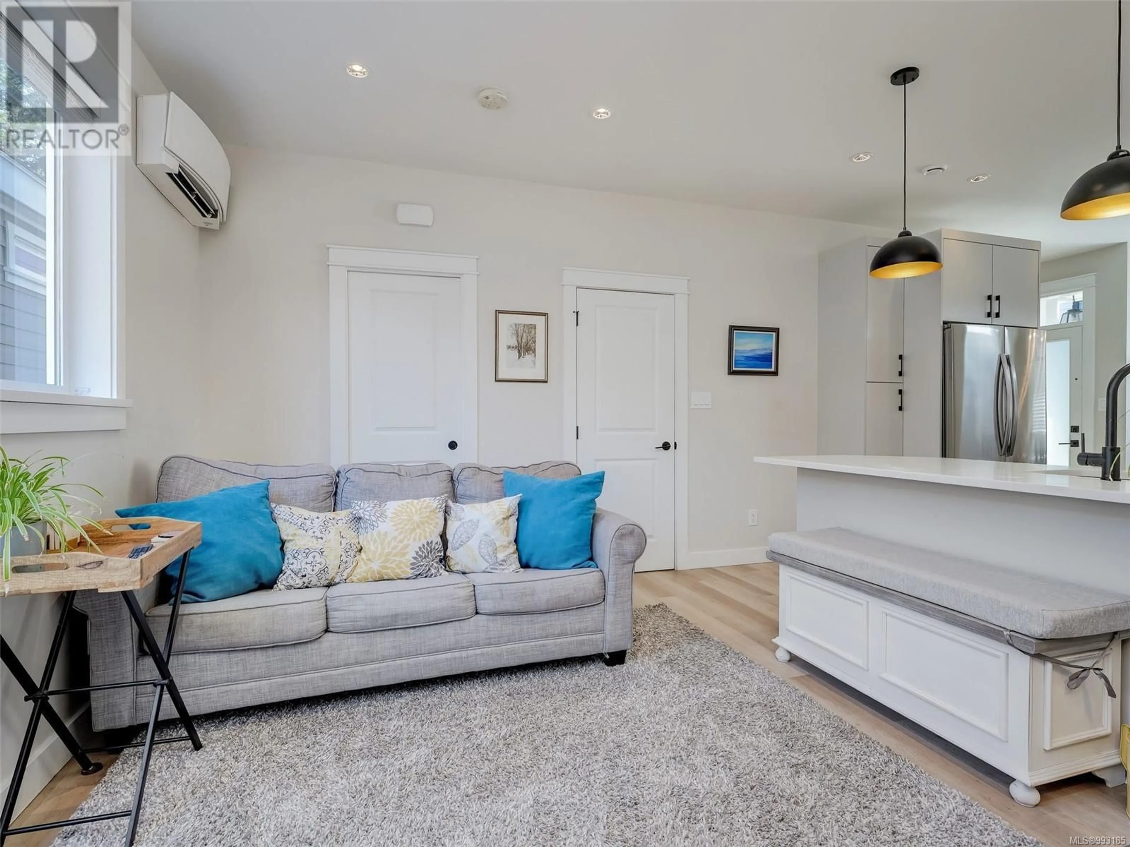 Living room with furniture, unknown for 3587 SHODA CLOSE, Langford British Columbia V9C0E9