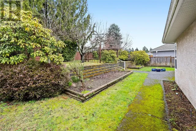 5922 Ralston Dr, Nanaimo 3