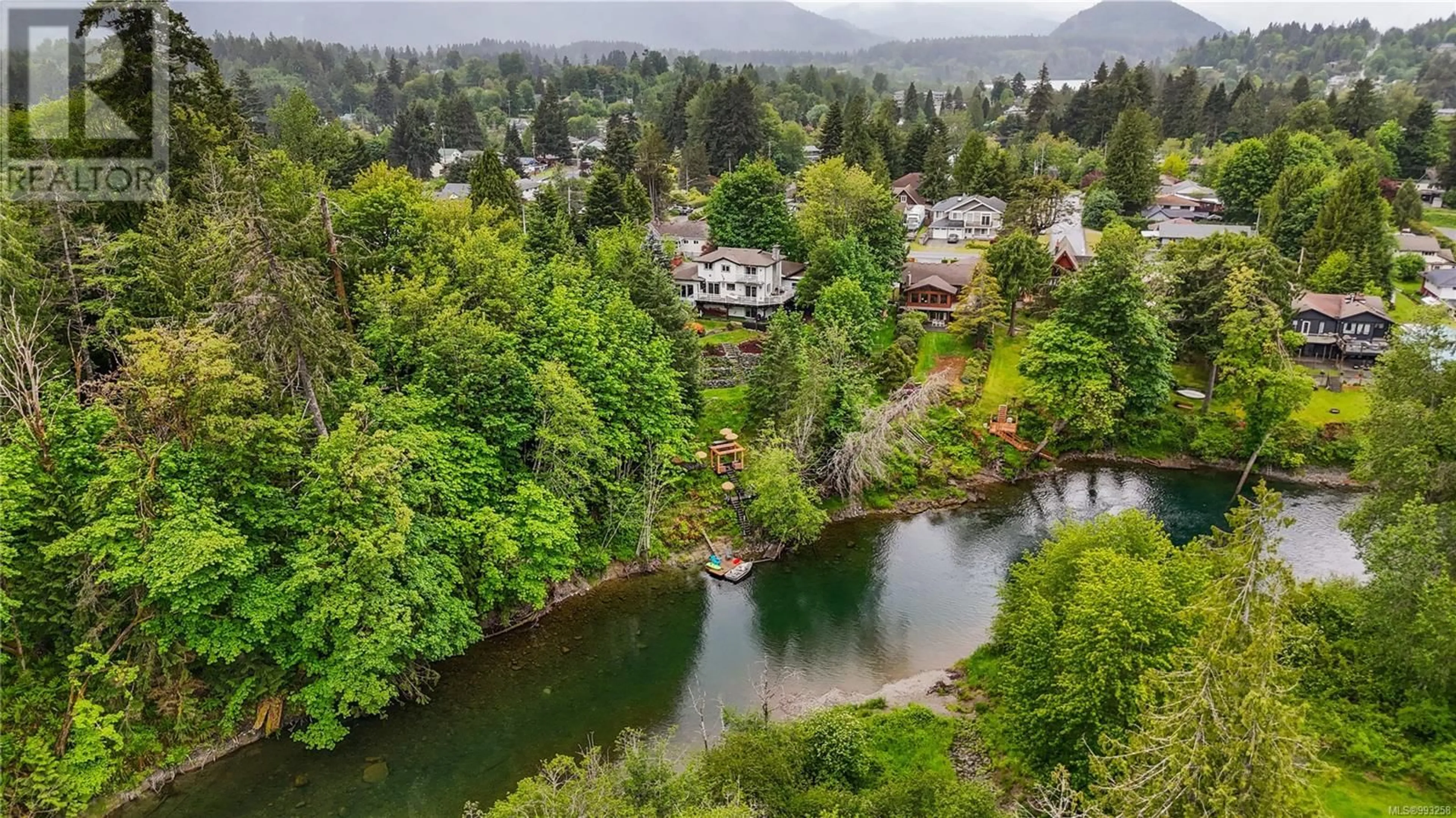 A pic from outside/outdoor area/front of a property/back of a property/a pic from drone, water/lake/river/ocean view for 187 NITINAT AVENUE, Lake Cowichan British Columbia V0R2G0