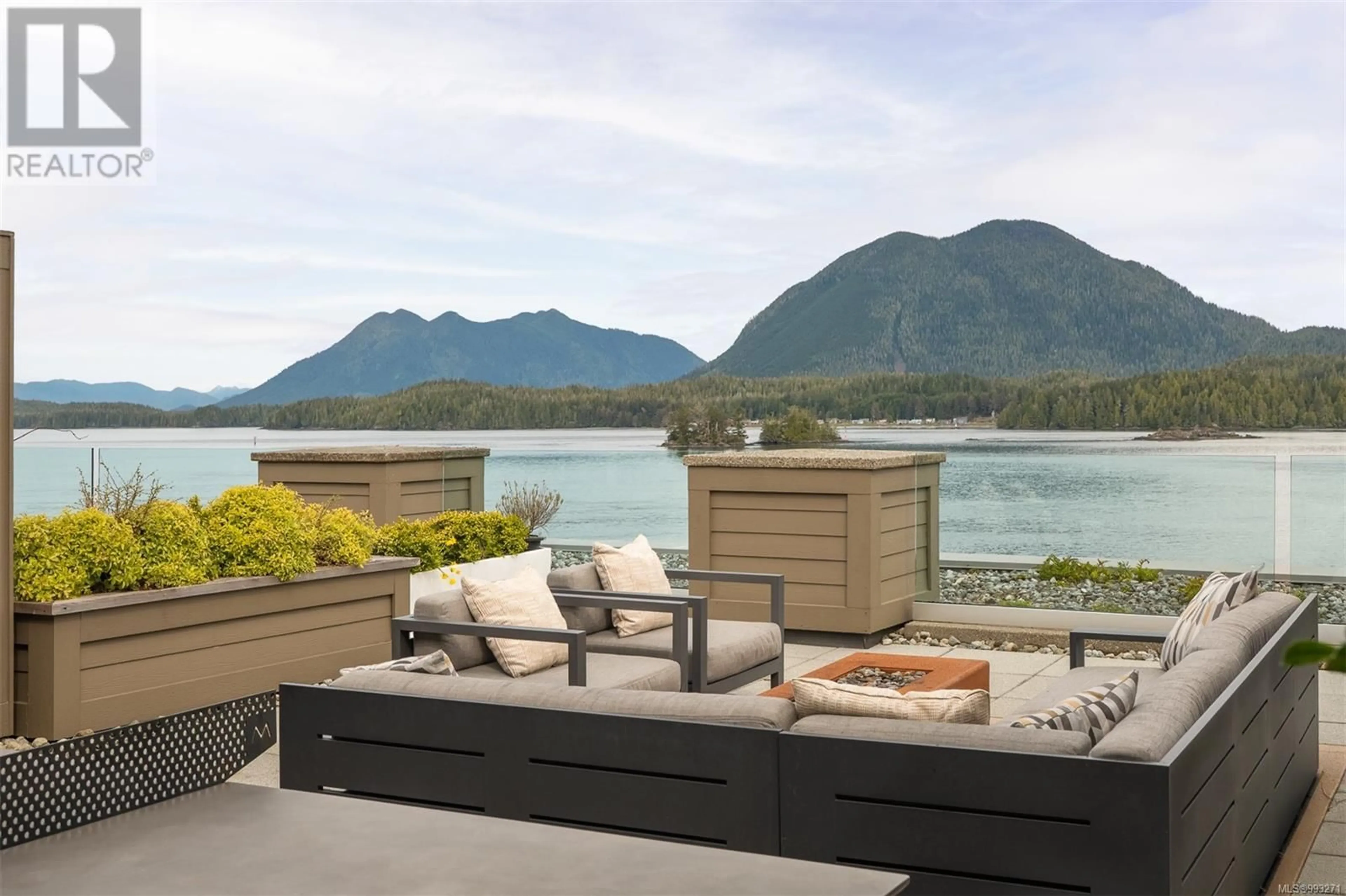 Patio, water/lake/river/ocean view for 406 - 368 MAIN STREET, Tofino British Columbia V0R2Z0