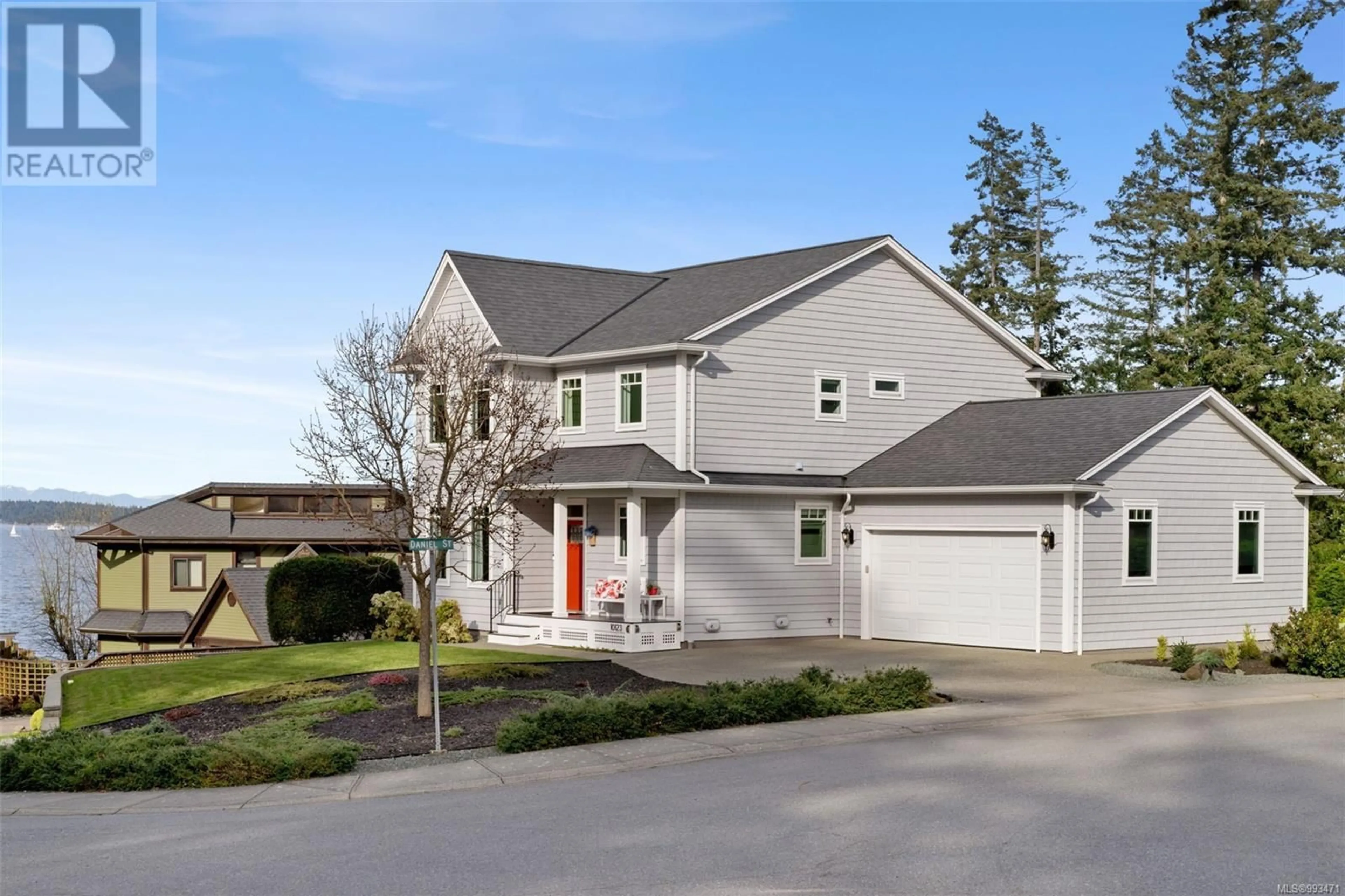 Home with vinyl exterior material, street for 10123 ISLAND VIEW CLOSE, Chemainus British Columbia V0R1K2