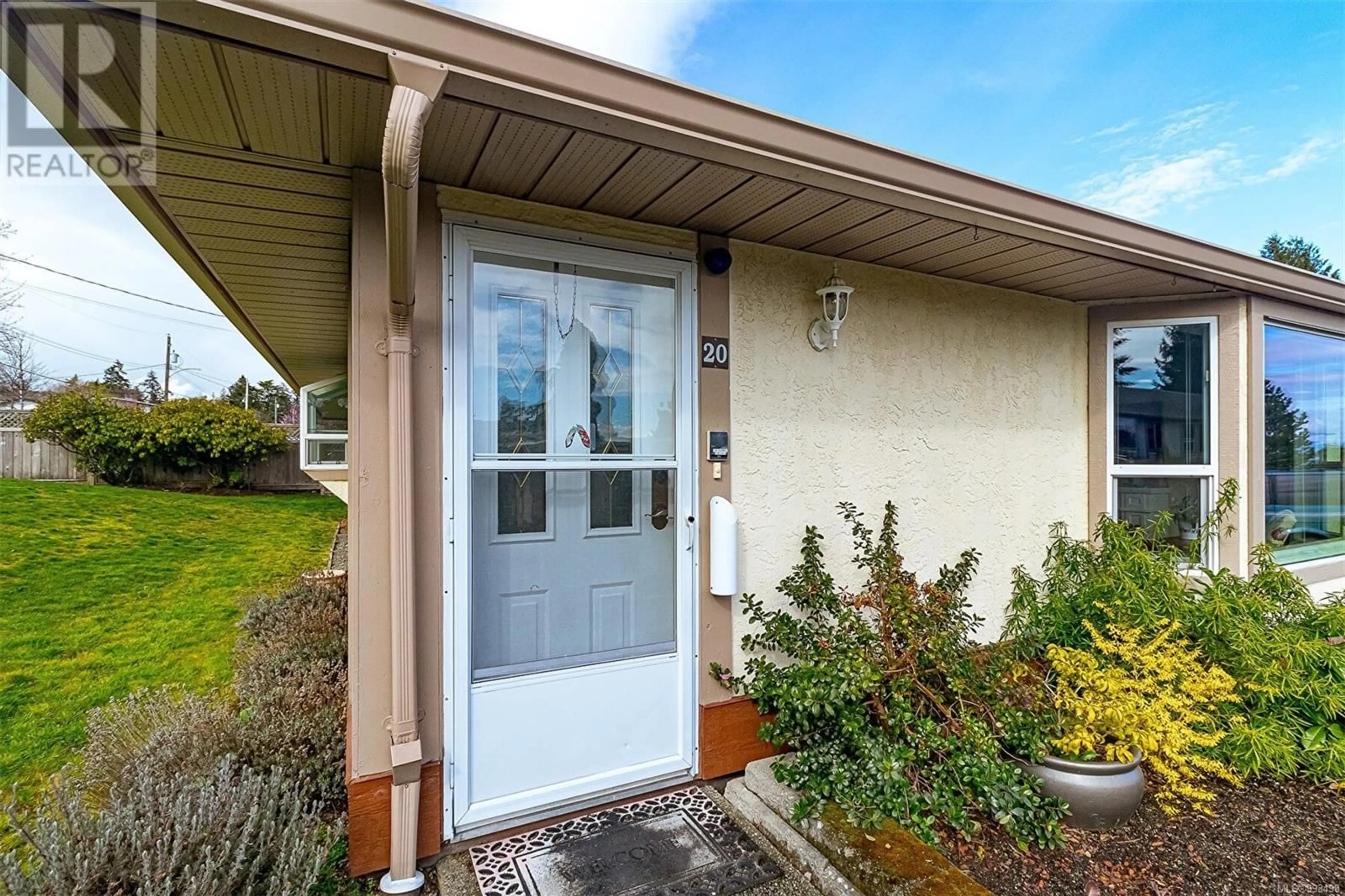Indoor entryway for 20 - 100 ABBEY LANE, Parksville British Columbia V9P1N4