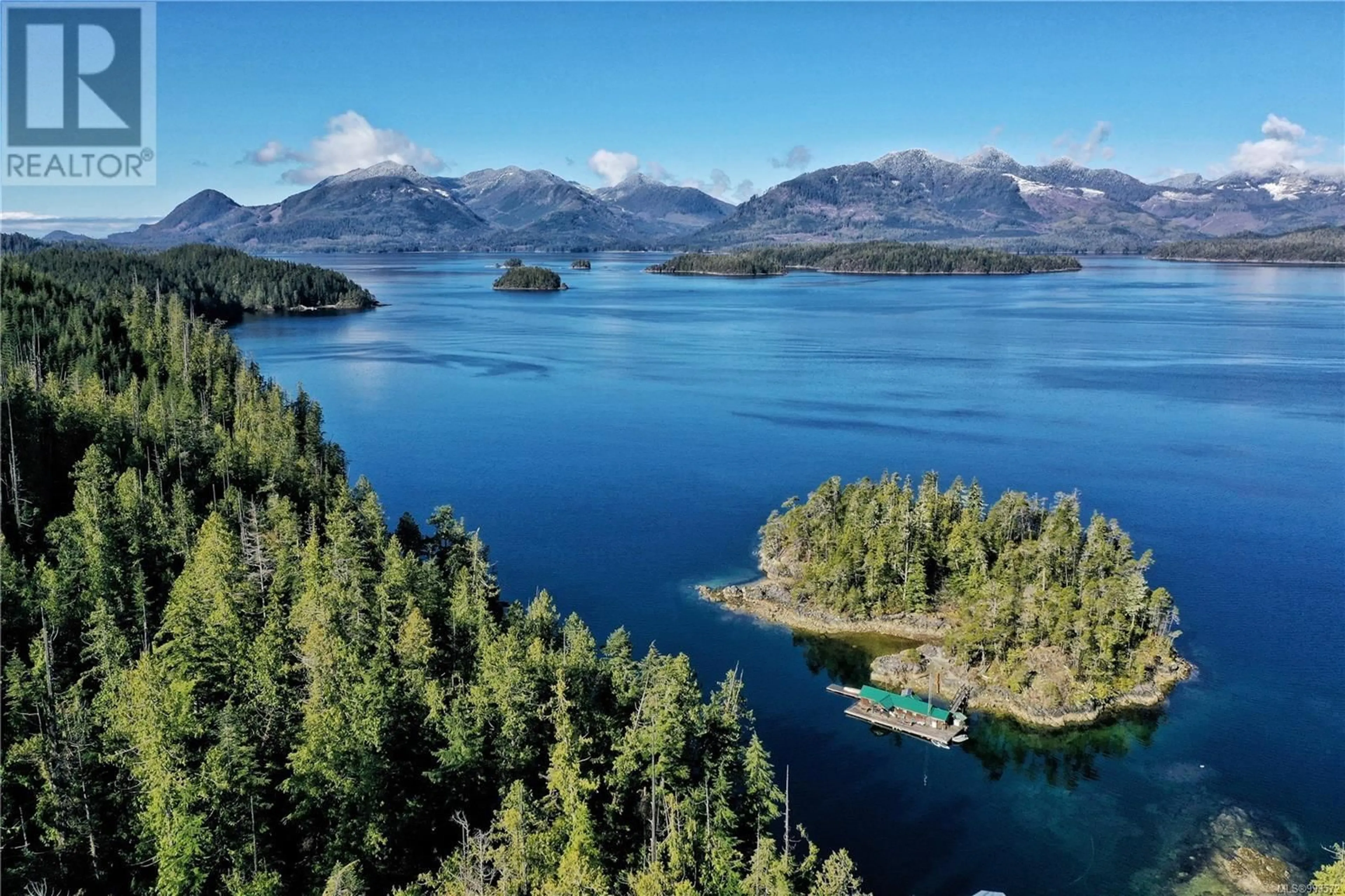 A pic from outside/outdoor area/front of a property/back of a property/a pic from drone, water/lake/river/ocean view for 0 BLIGH ISLAND, Nootka Island British Columbia V0P2A0