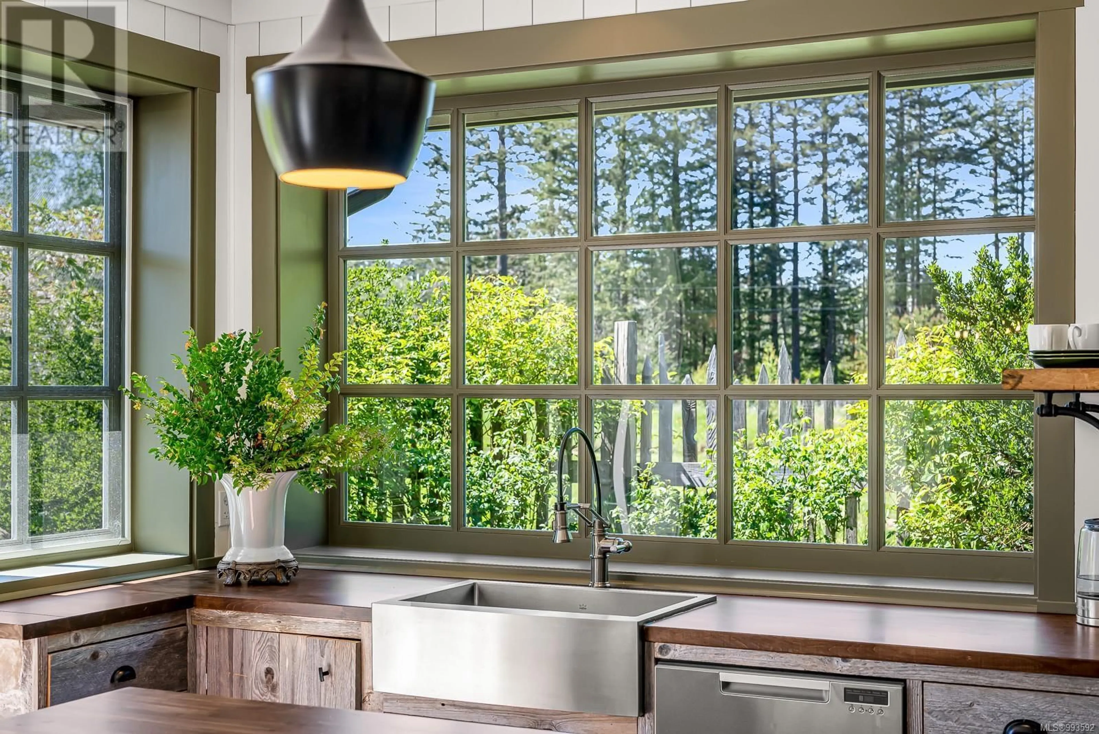 Unknown for 1760 OSTBY ROAD, Hornby Island British Columbia V0R1Z0