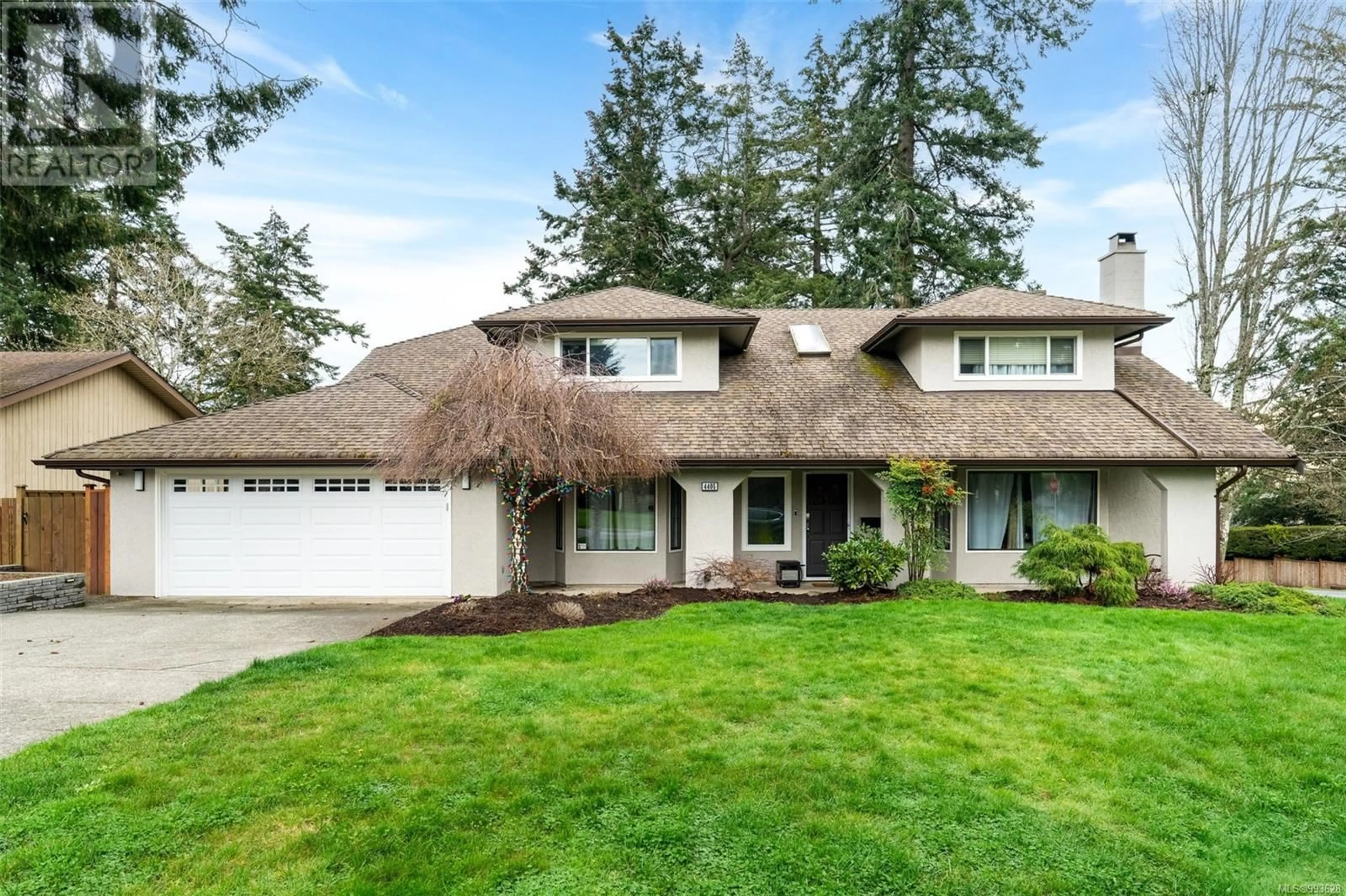 Home with vinyl exterior material, street for 4405 STROM NESS PLACE, Saanich British Columbia V8Z6S7