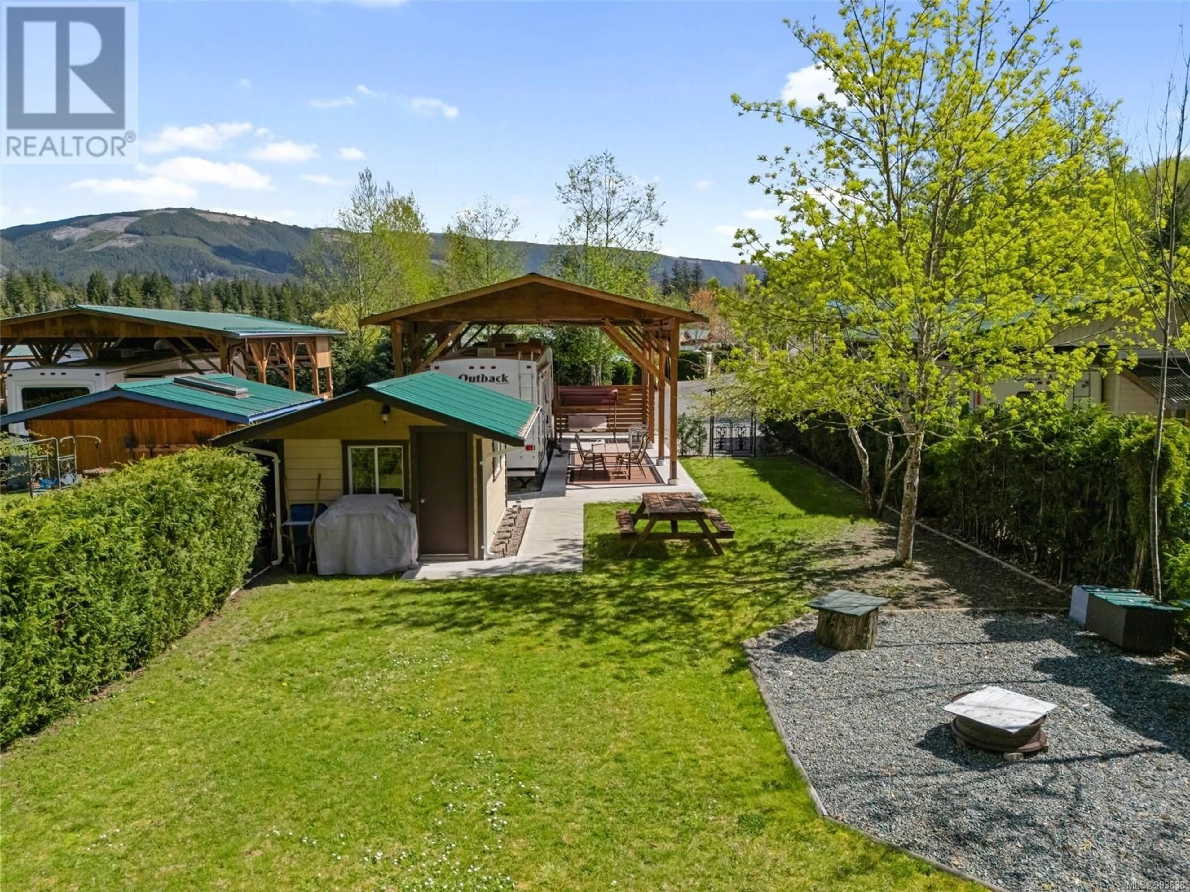 A pic from outside/outdoor area/front of a property/back of a property/a pic from drone, mountain view for 29 - 8631 SOUTH SHORE ROAD, Lake Cowichan British Columbia V0R2G0