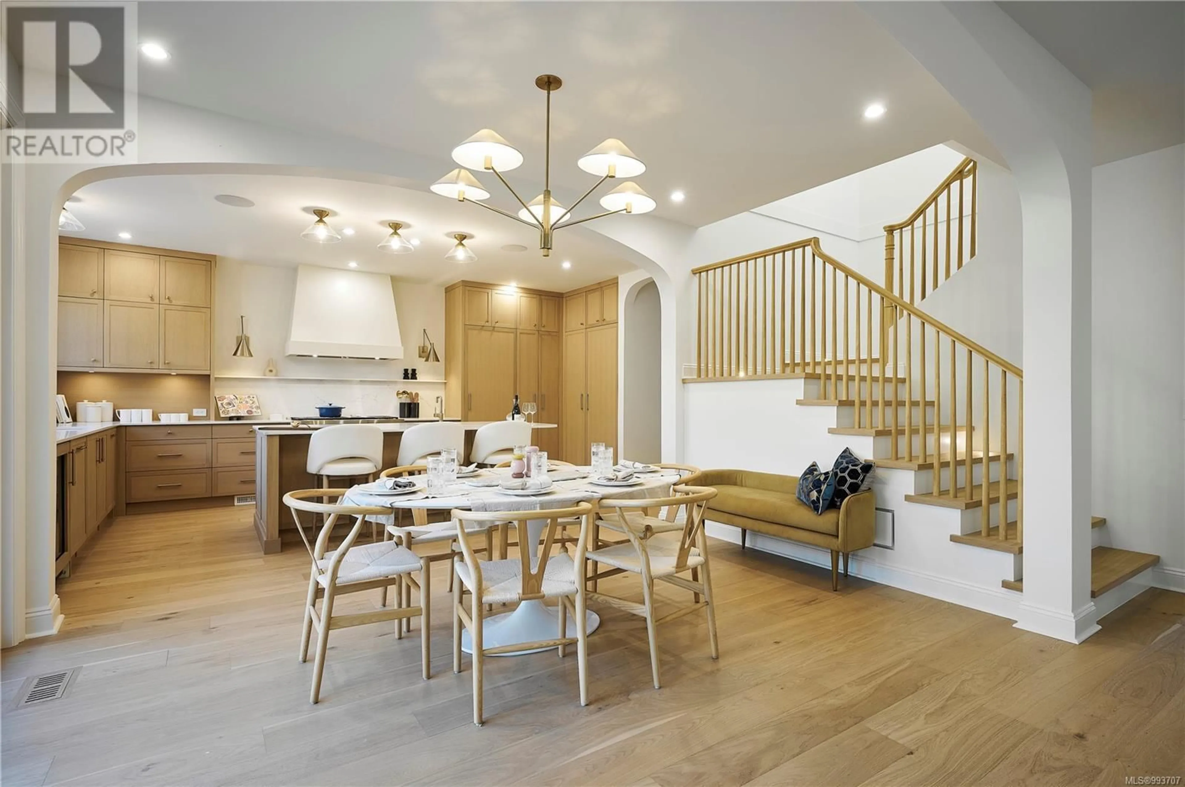 Open concept kitchen, unknown for 1198 ST. PATRICK STREET, Oak Bay British Columbia V8S4Y3