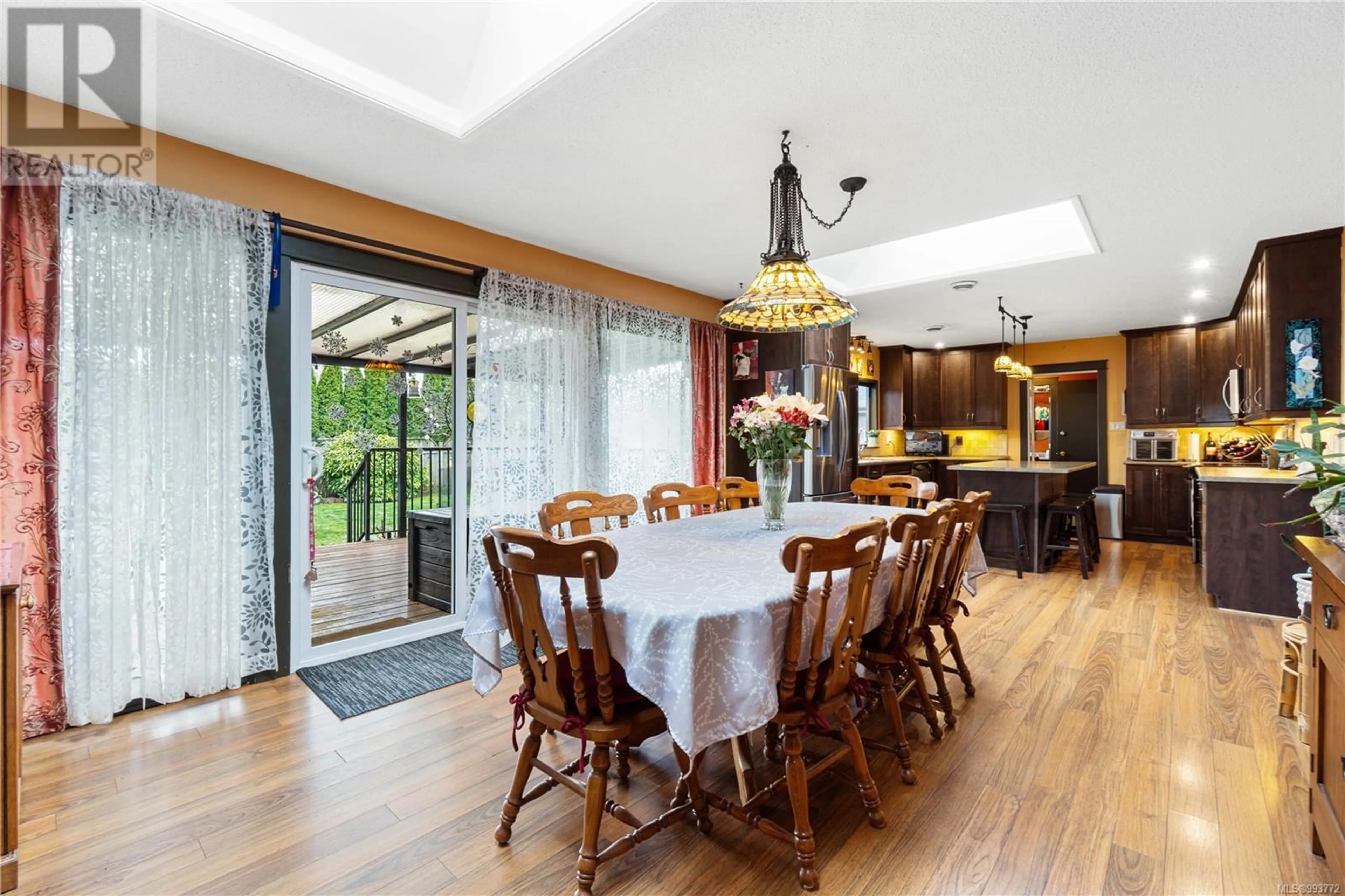 Dining room, unknown for 1306 WOODLAND DRIVE, French Creek British Columbia V9P1Z2