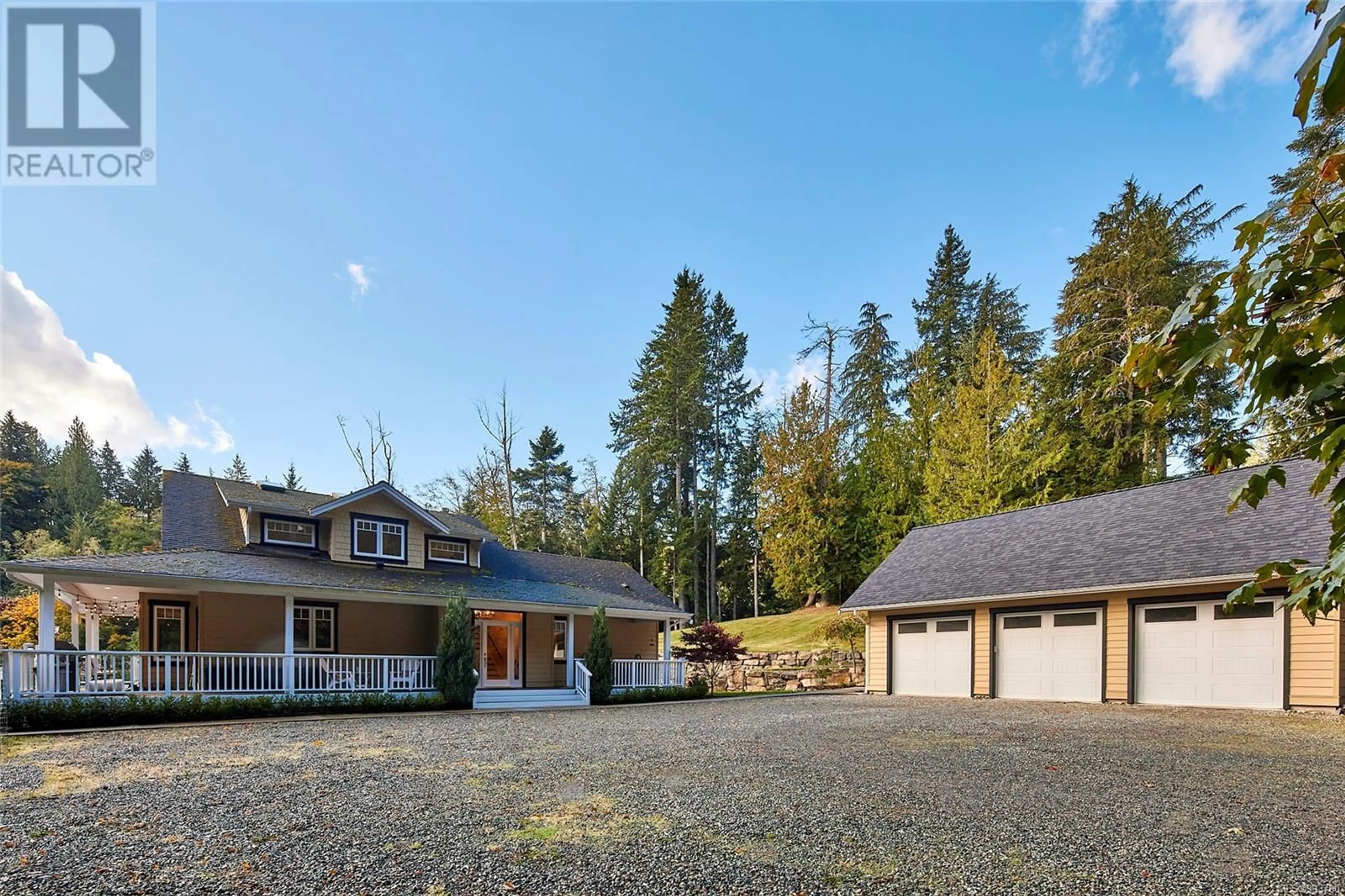 A pic from outside/outdoor area/front of a property/back of a property/a pic from drone, unknown for 571 CRANBERRY ROAD, Salt Spring British Columbia V8K2H2