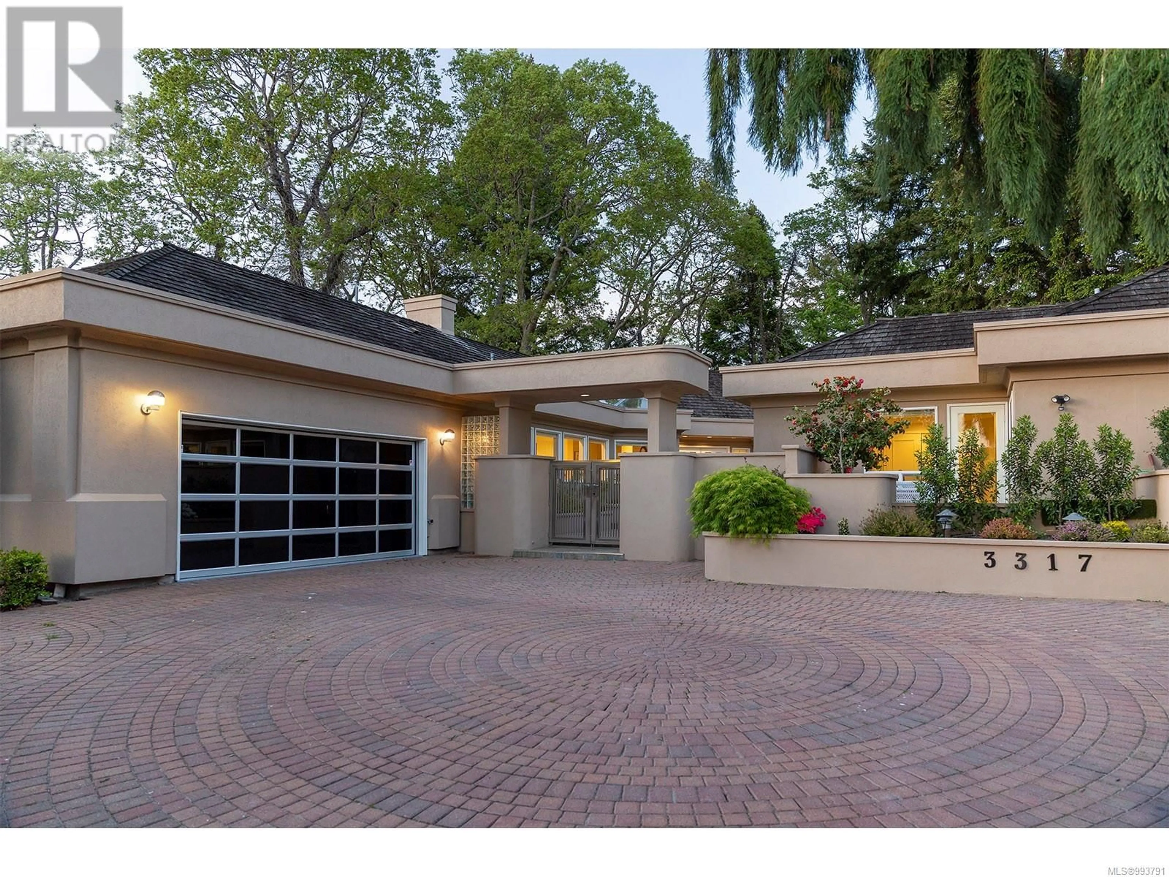 Unknown for 3317 UNIVERSITY WOODS, Oak Bay British Columbia V8P5P9