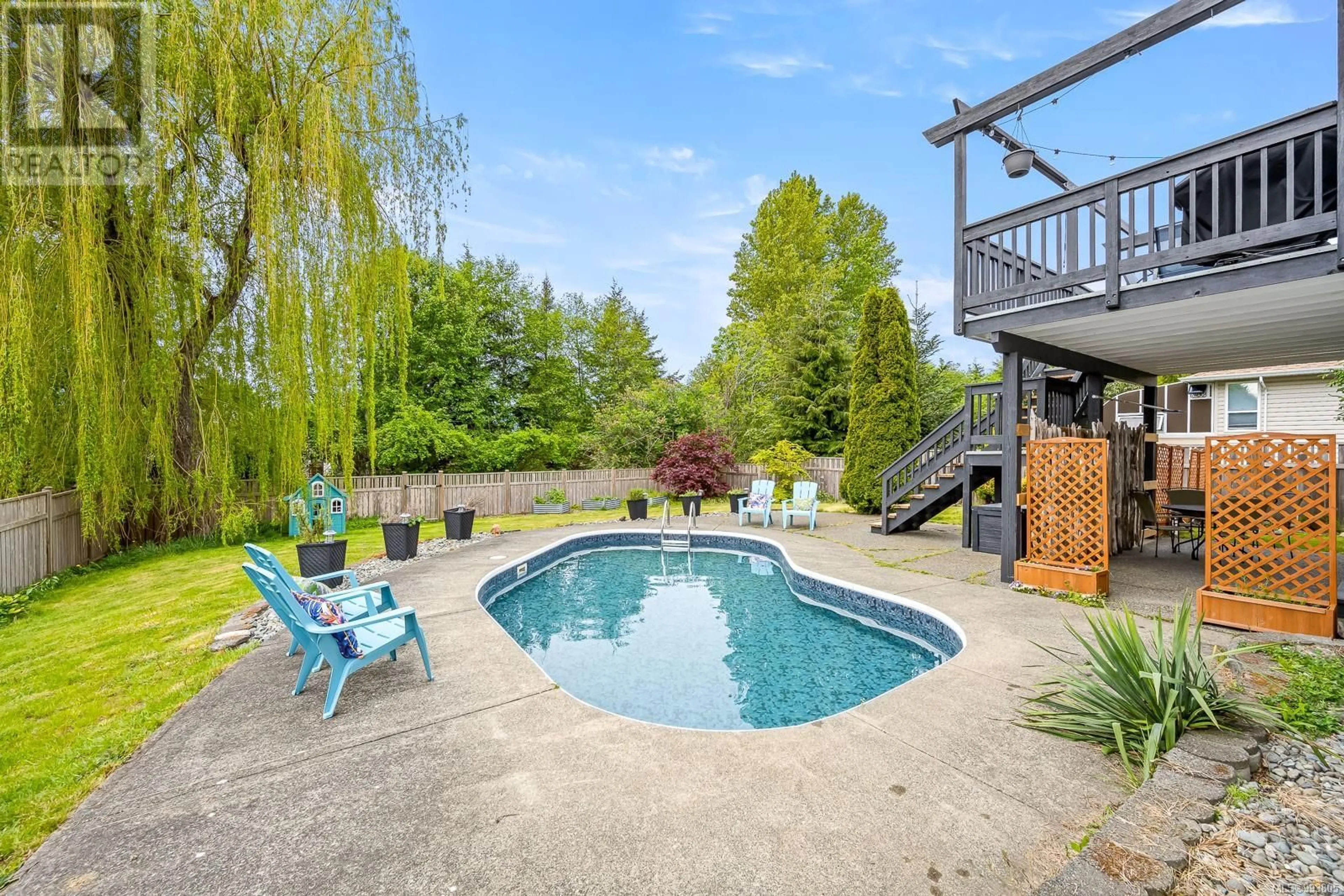 Pool for 1595 MALLARD DRIVE, Courtenay British Columbia V9N8L8