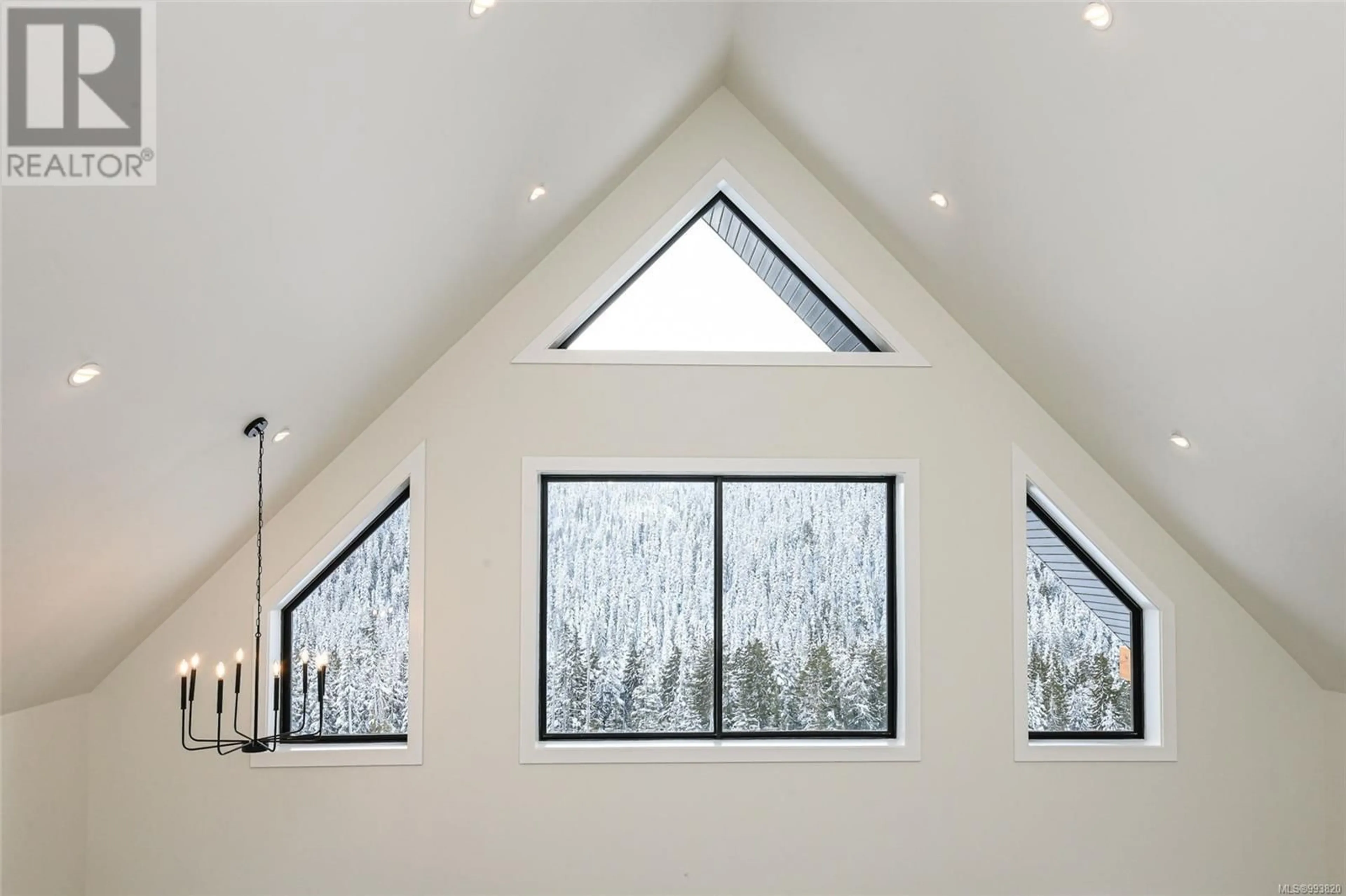 Unknown for 650 ARROWSMITH RIDGE, Courtenay British Columbia V0P1N0