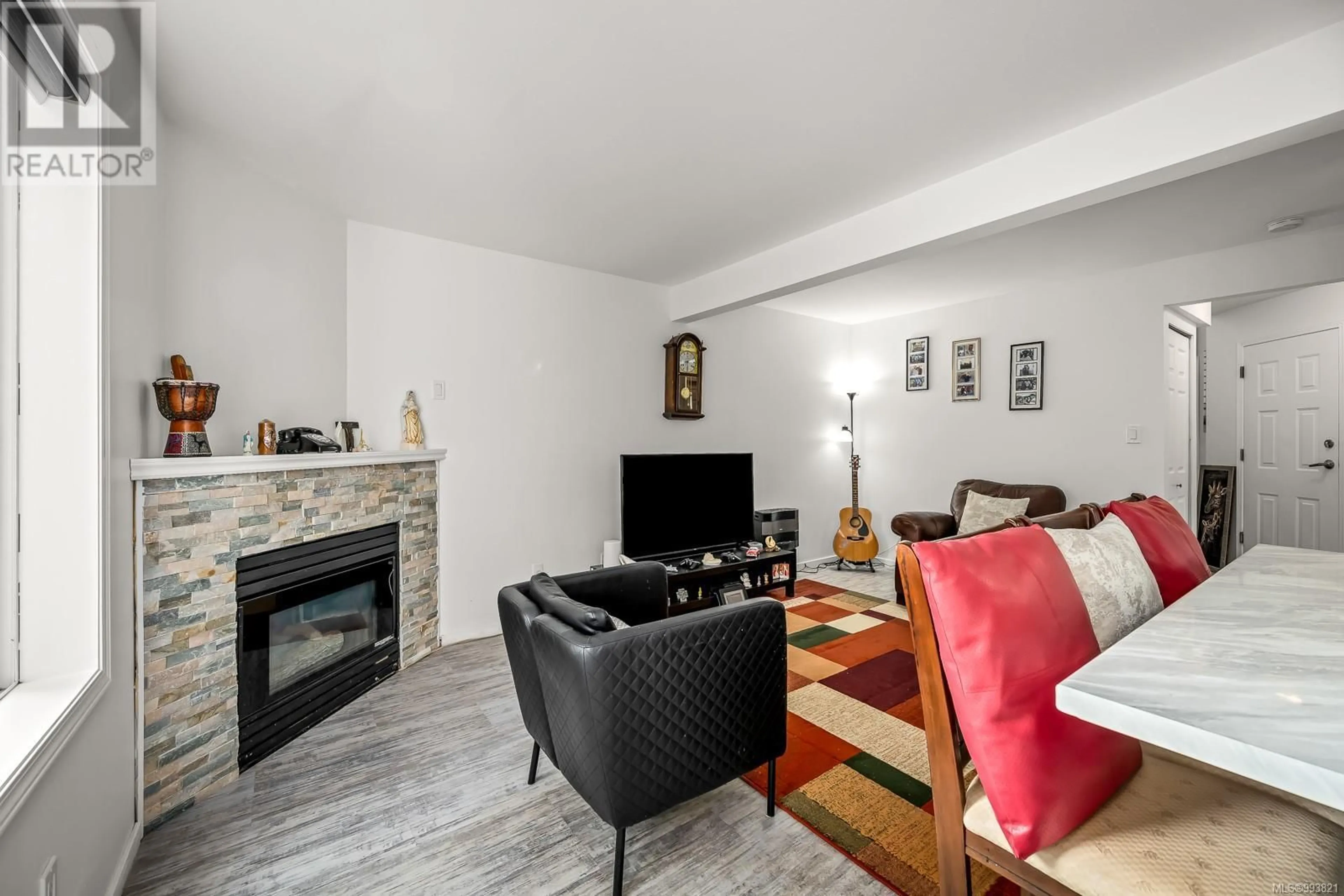 Living room with furniture, unknown for 51 - 2355 VALLEY VIEW DRIVE, Courtenay British Columbia V9N9A5