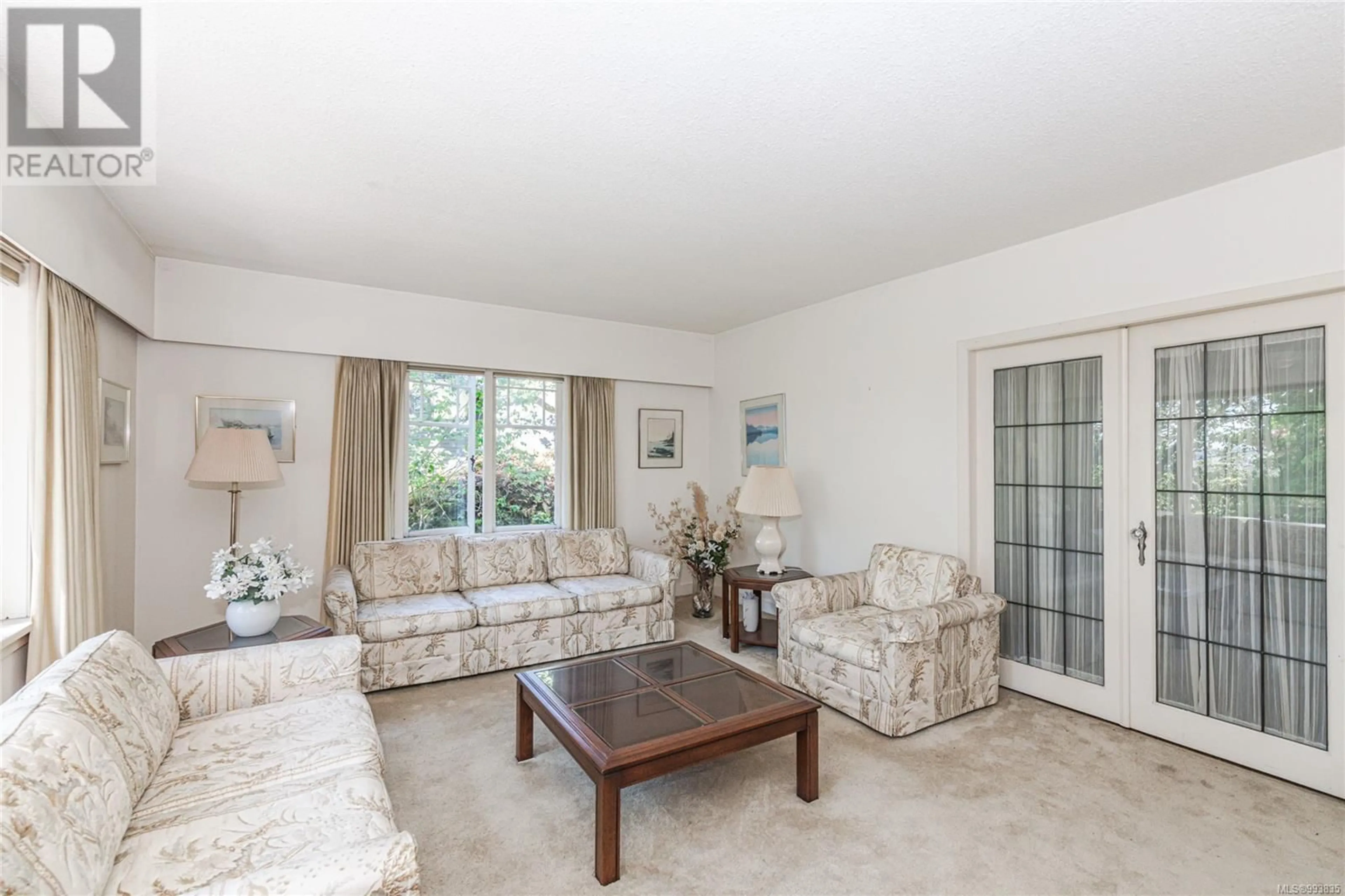 Living room with furniture, unknown for 1254 BURNSIDE ROAD WEST, View Royal British Columbia V8Z1N9
