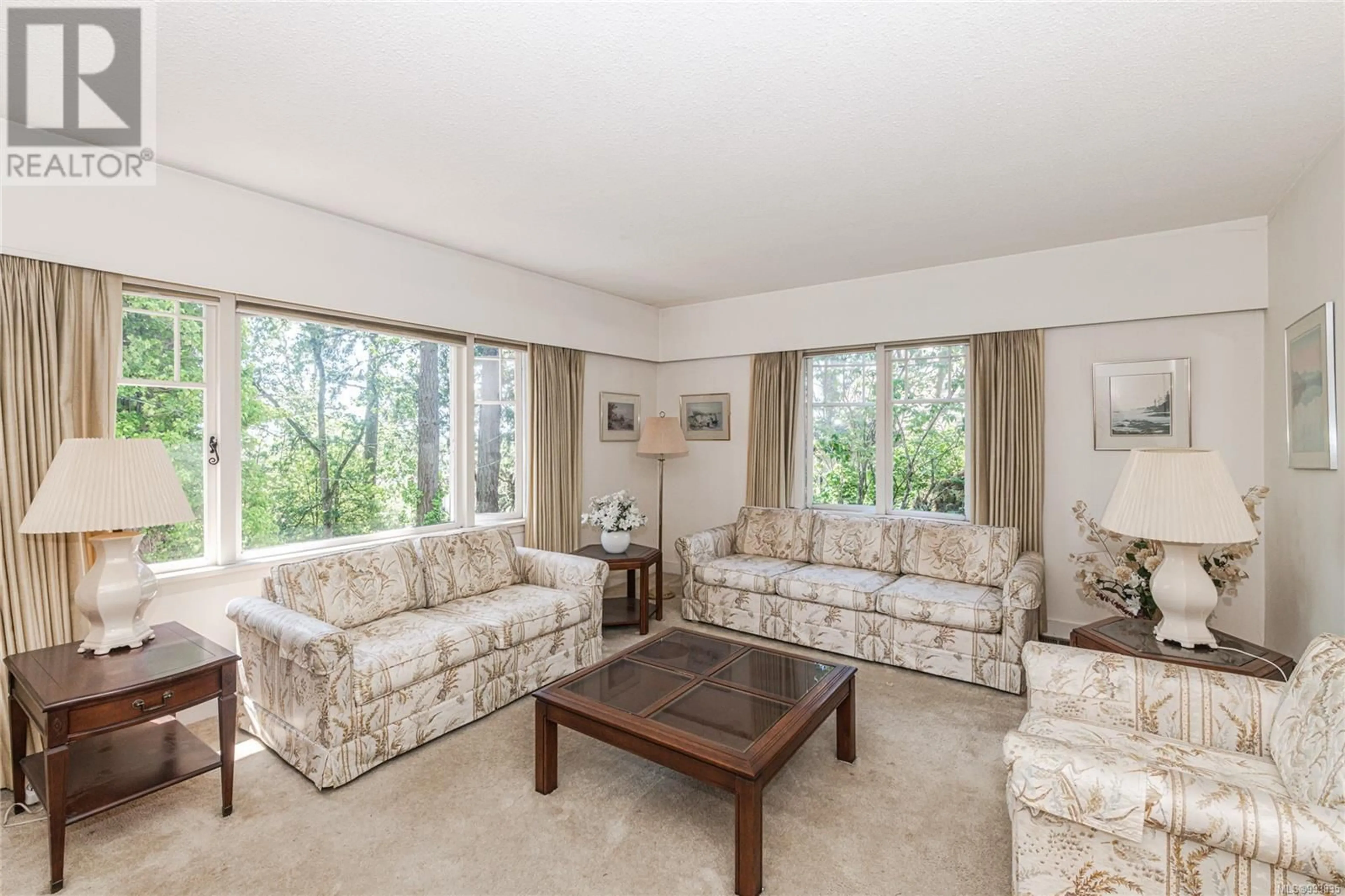 Living room with furniture, unknown for 1254 BURNSIDE ROAD WEST, View Royal British Columbia V8Z1N9