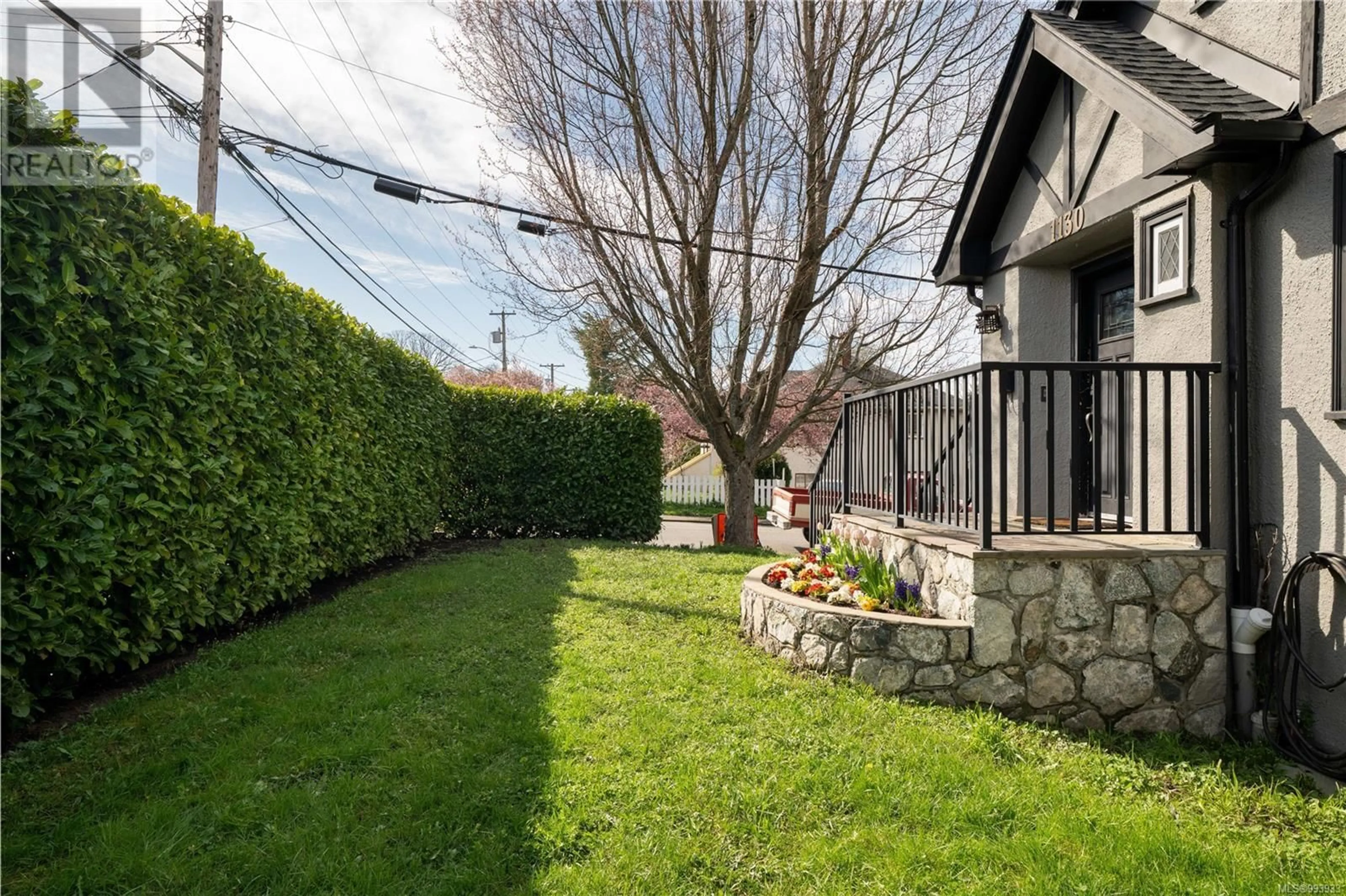 Patio, street for 1130 FINLAYSON STREET, Victoria British Columbia V8T2V1