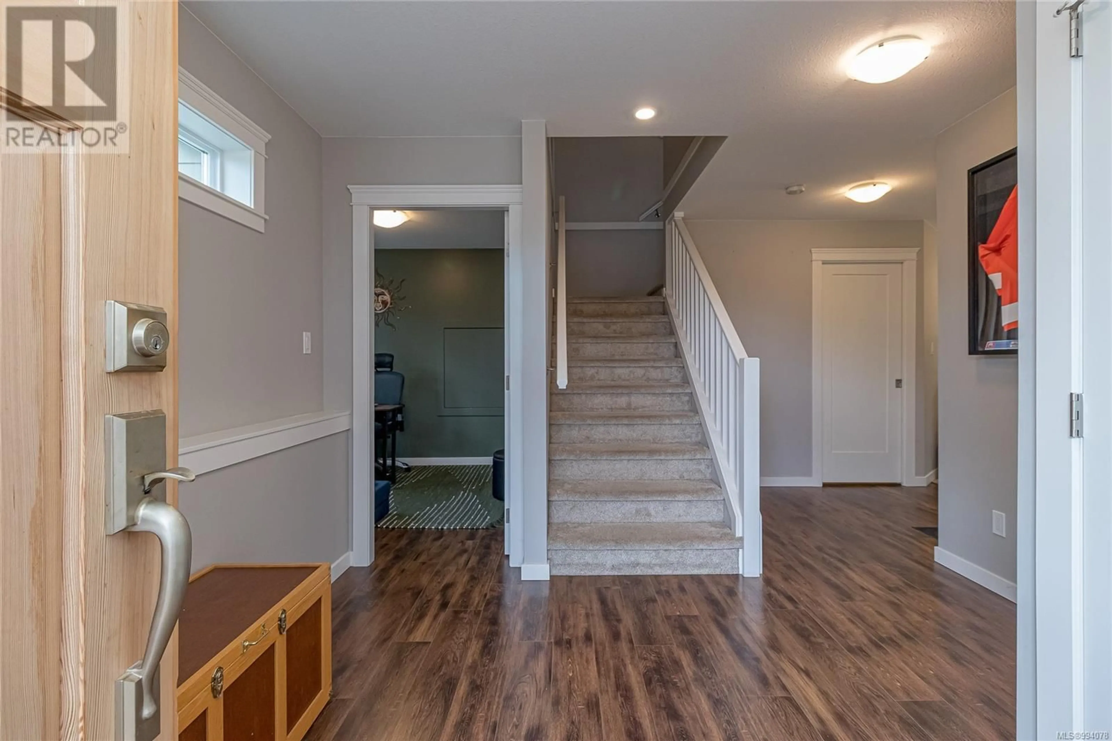 Indoor entryway for 4645 MALLARD WAY, Cowichan Bay British Columbia V0R1N1
