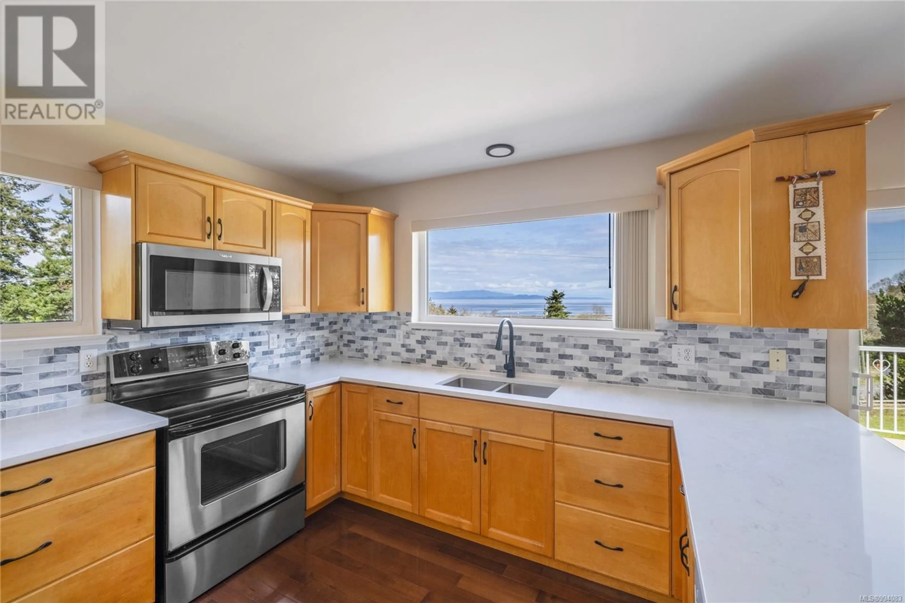 Unknown for 3021 RAYMUR PLACE, Qualicum Beach British Columbia V9K2N9