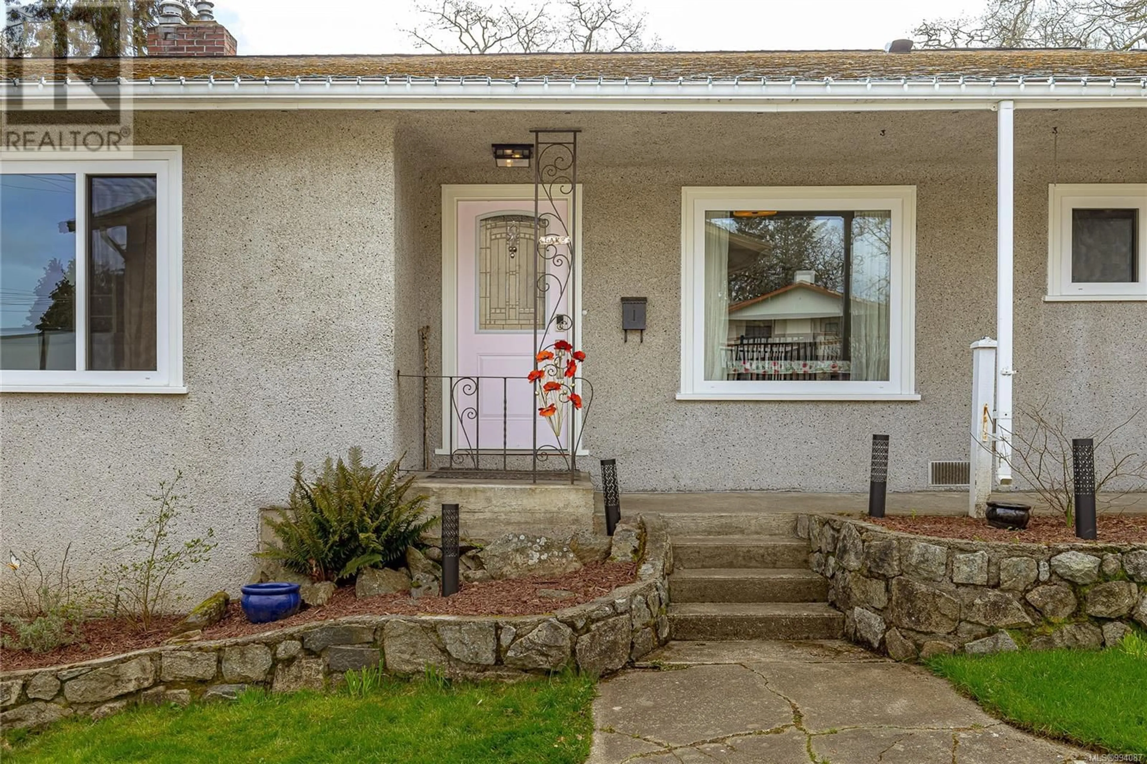Unknown for 4078 QUADRA STREET, Saanich British Columbia V8X1K6
