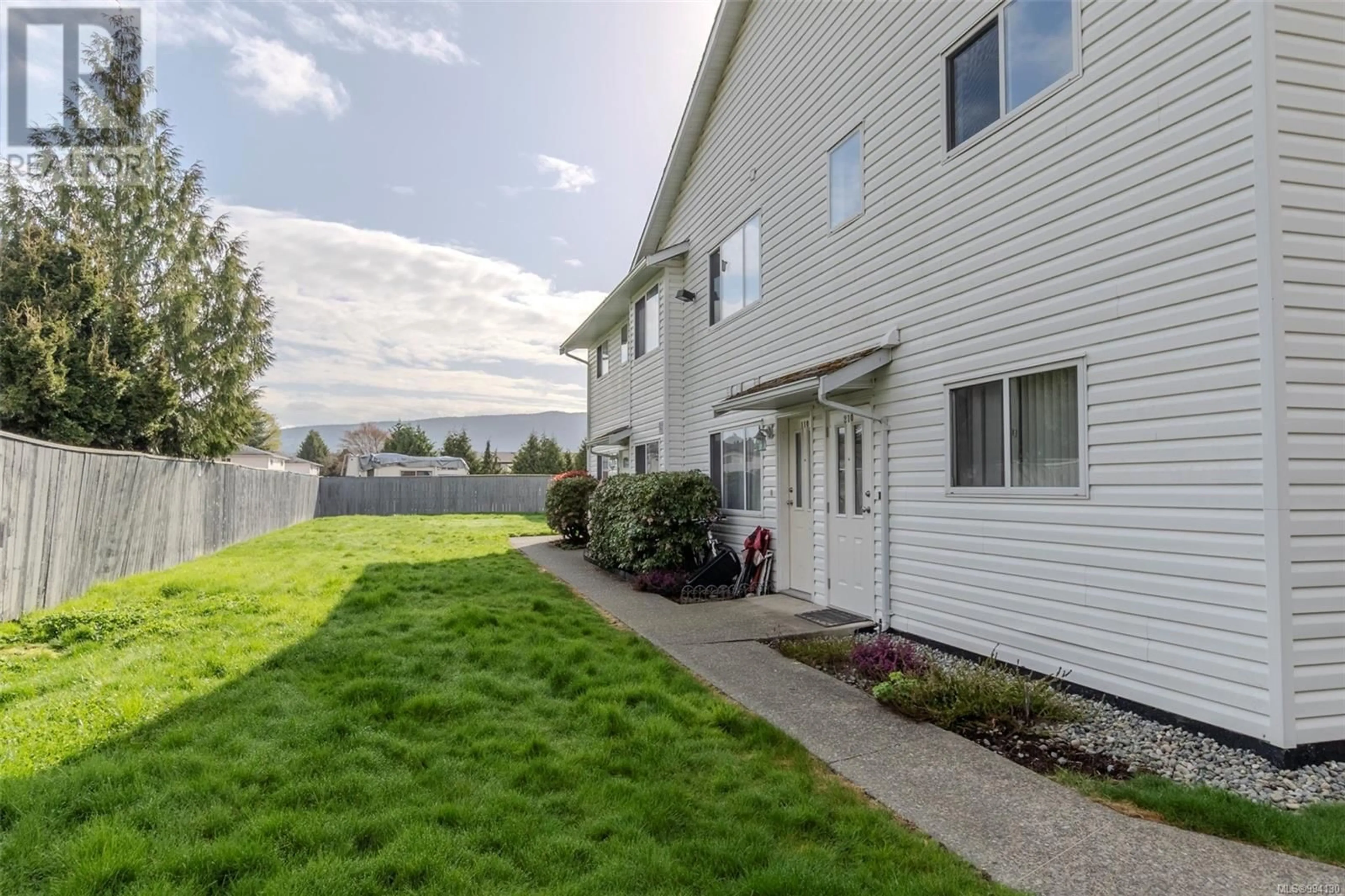 Patio, unknown for 210 - 2555 DINGWALL STREET, Duncan British Columbia V9L2Y8