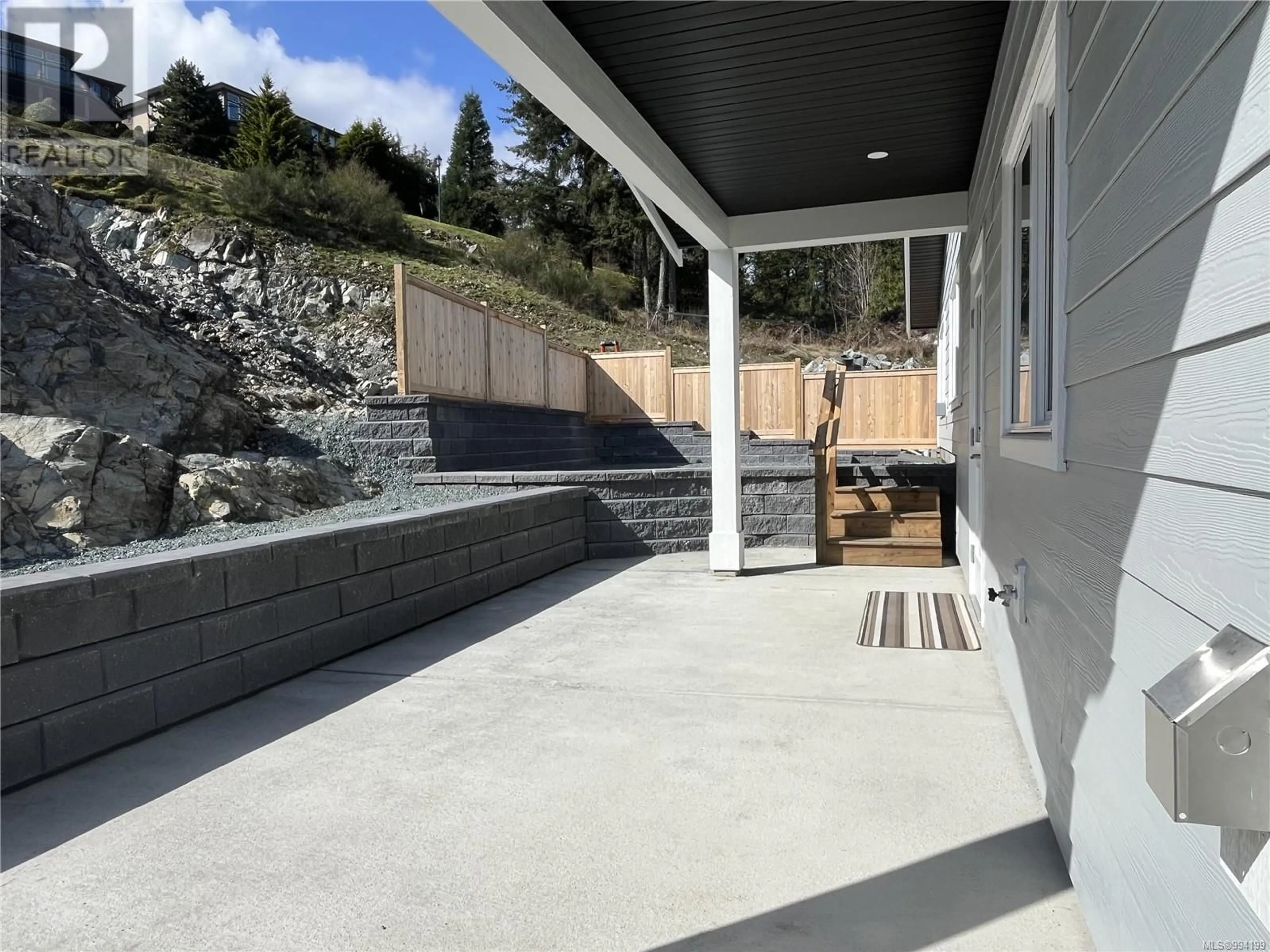 Home with vinyl exterior material, water/lake/river/ocean view for 664 FARRELL ROAD, Ladysmith British Columbia V9G2C6