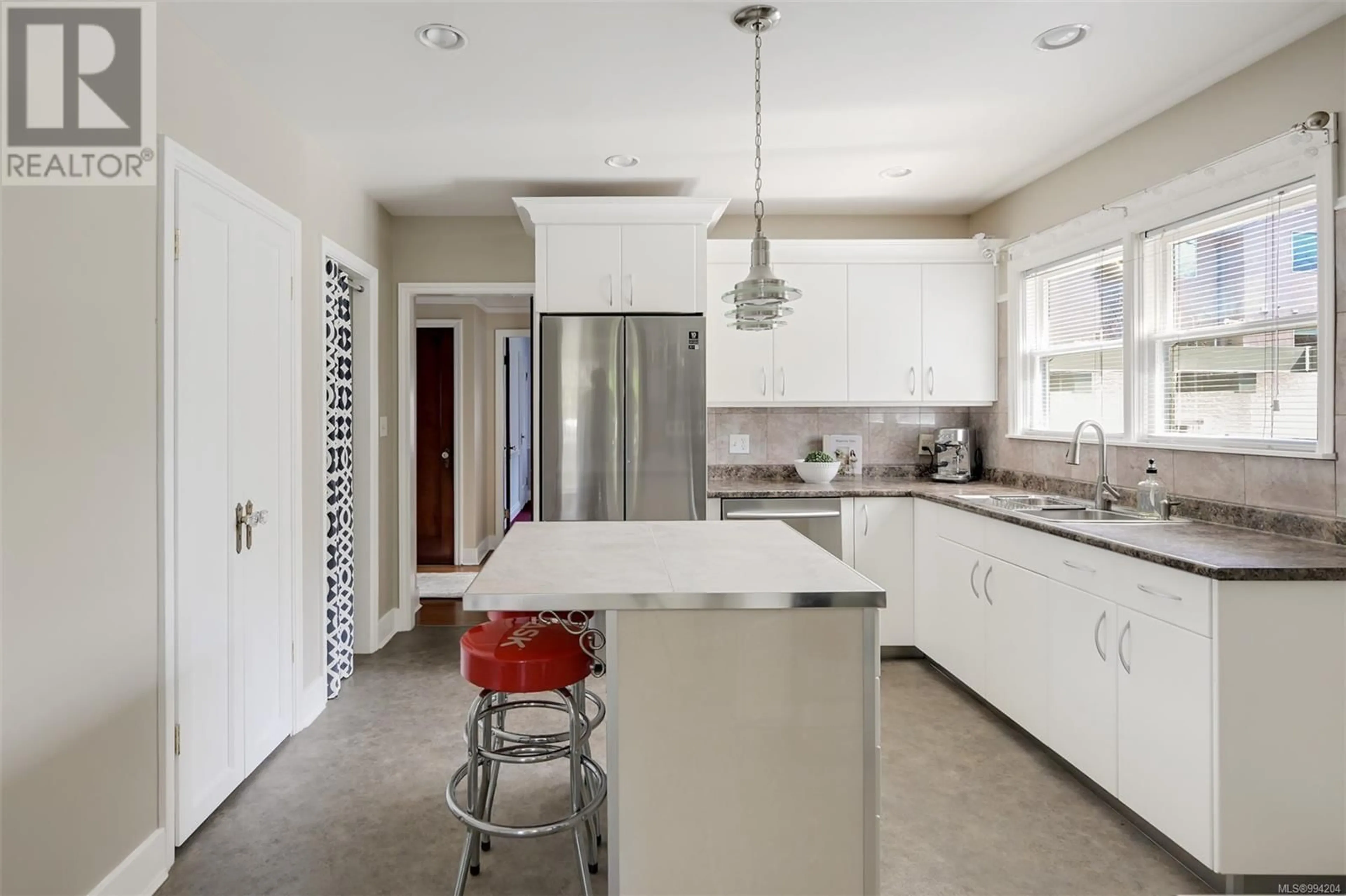 Contemporary kitchen, ceramic/tile floor for 1151 REYNOLDS ROAD, Saanich British Columbia V8P2K5
