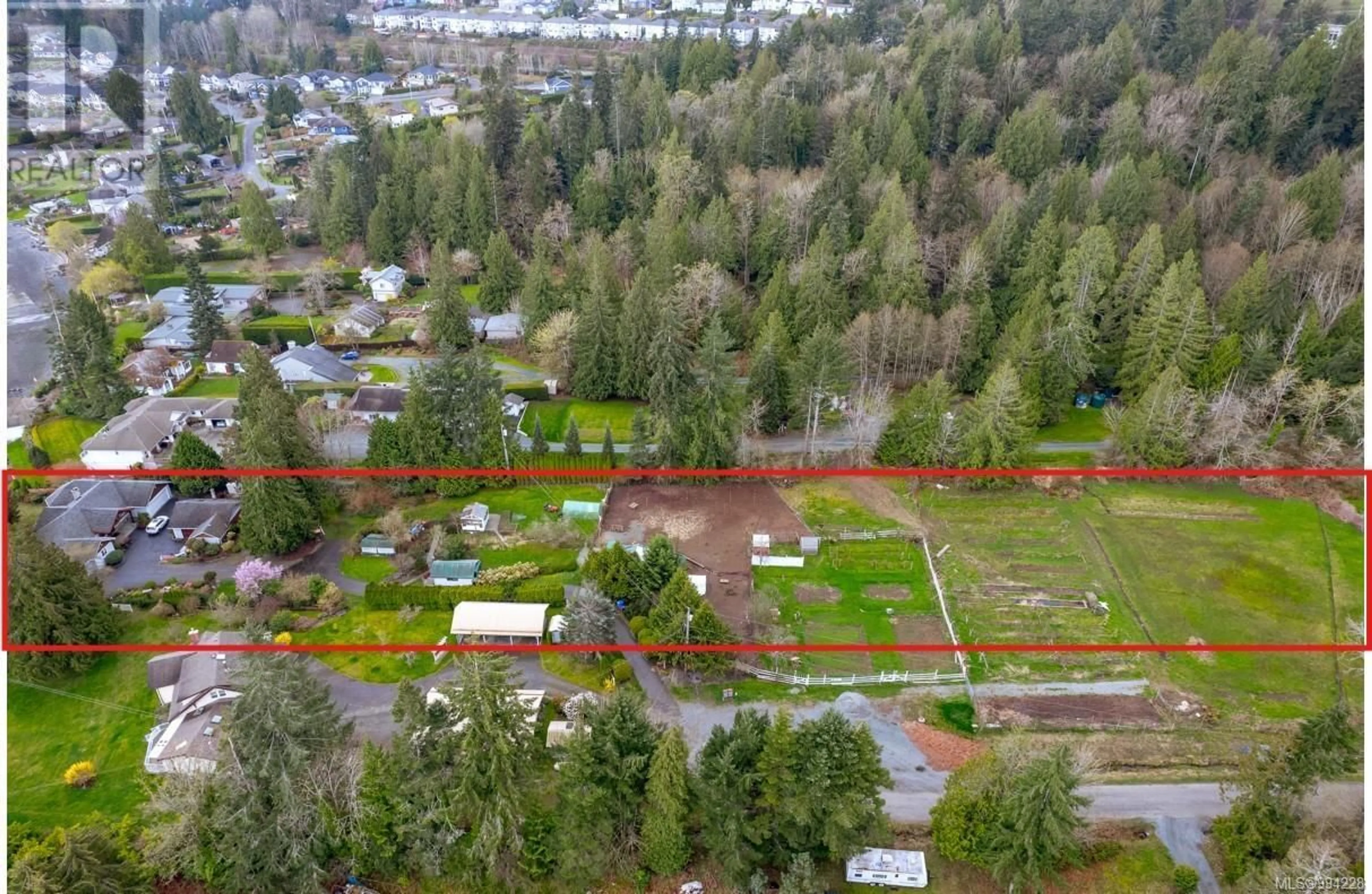 A pic from outside/outdoor area/front of a property/back of a property/a pic from drone, unknown for 3360 HILLSIDE ROAD, Saltair British Columbia V0R1K2