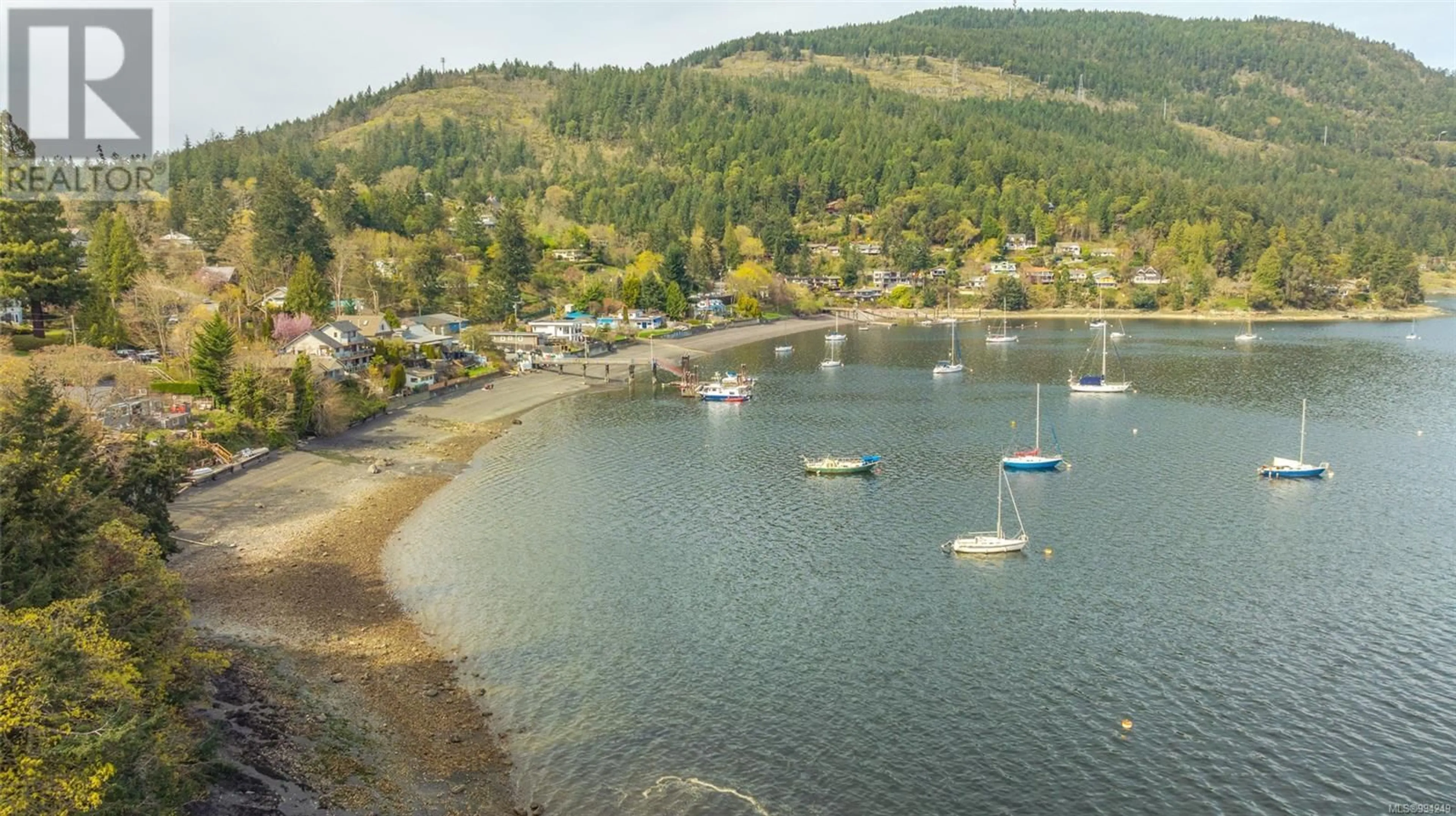 A pic from outside/outdoor area/front of a property/back of a property/a pic from drone, water/lake/river/ocean view for 6633 CHISHOLM TRAIL, Duncan British Columbia V9L5X9