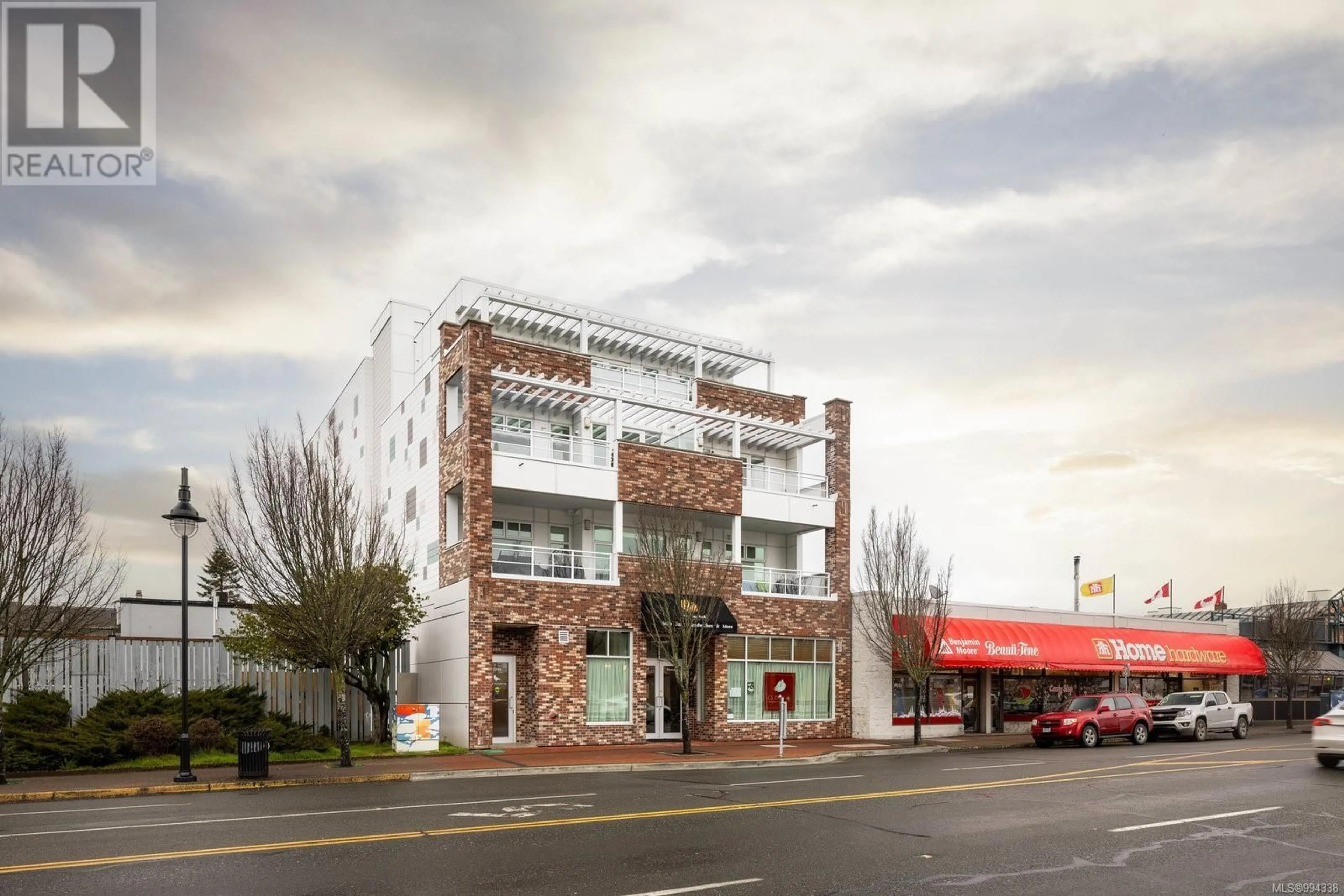 Unknown for 303 - 2348 BEACON AVENUE, Sidney British Columbia V8L1X3