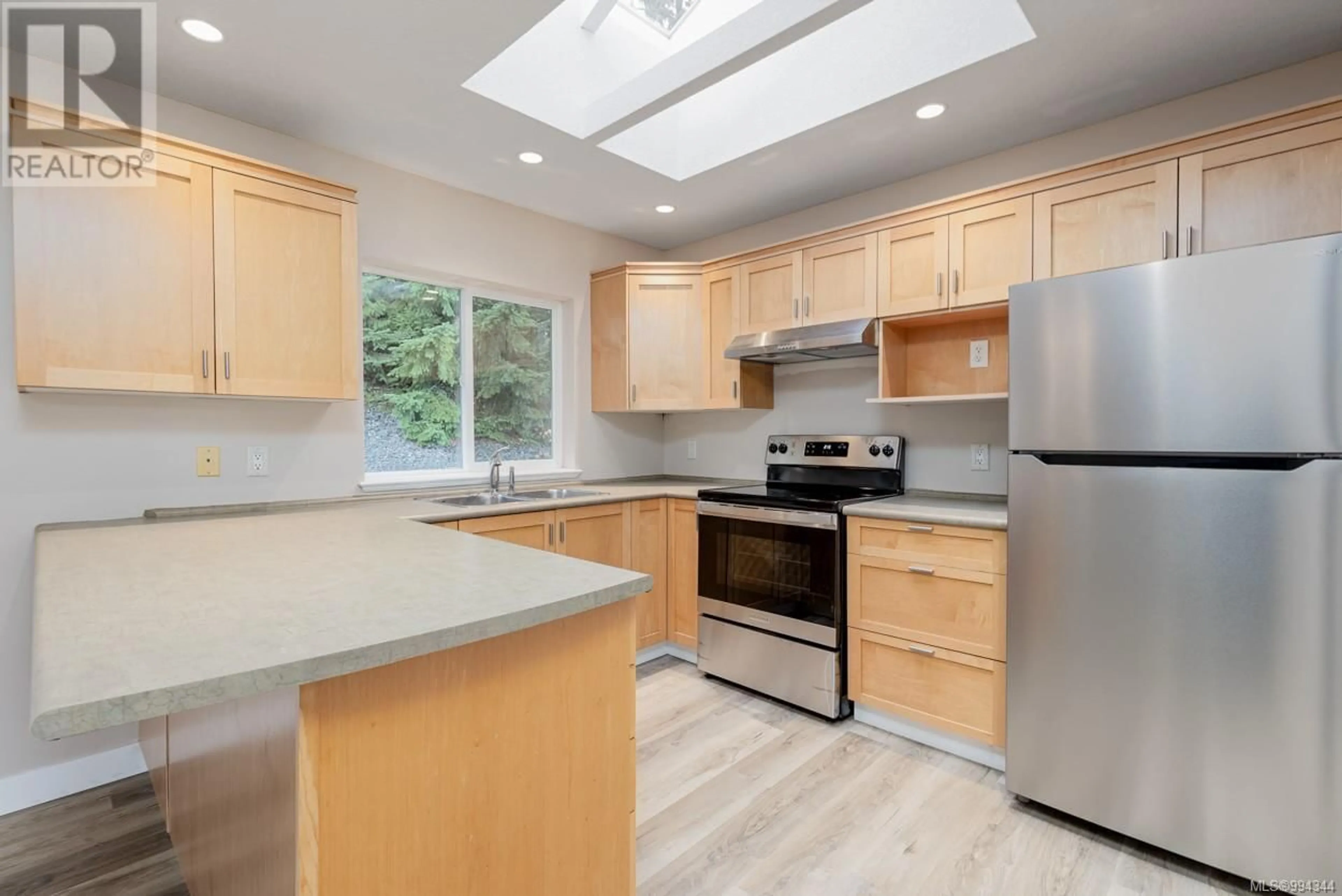Unknown for 371 HARWELL ROAD, Nanaimo British Columbia V9R6Y8