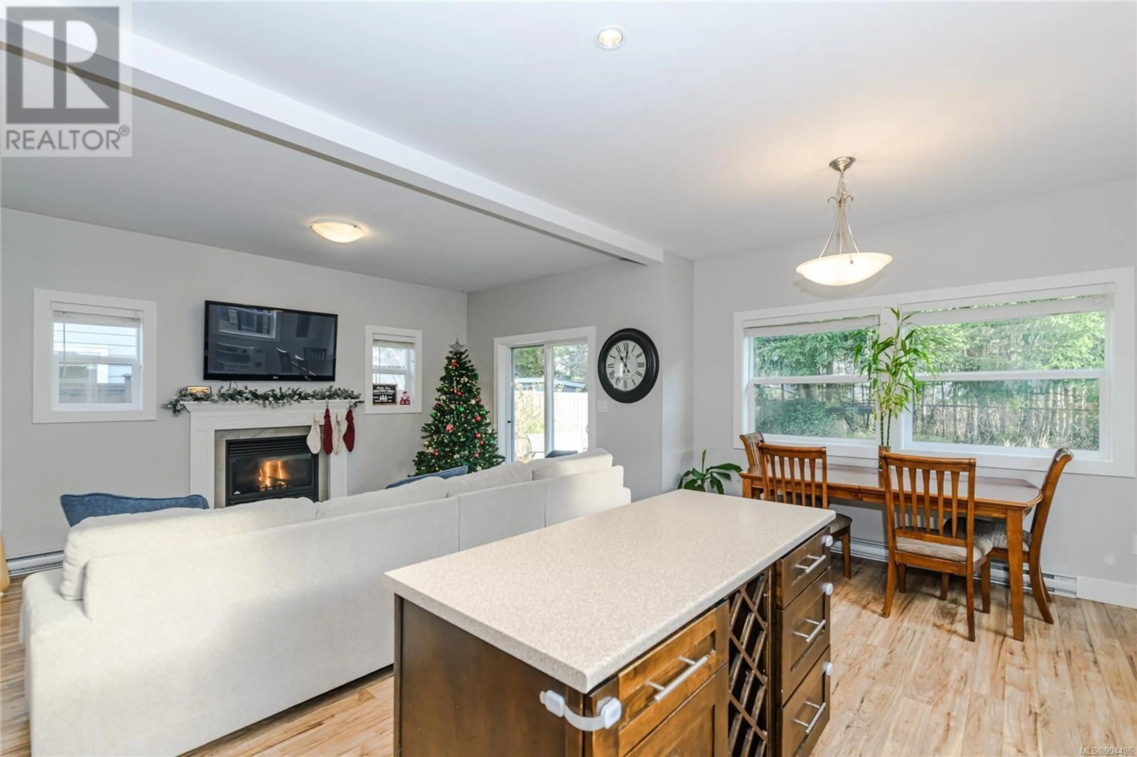 Open concept kitchen, unknown for 1043 SKYLAR CIRCLE, Shawnigan Lake British Columbia V0R2W3