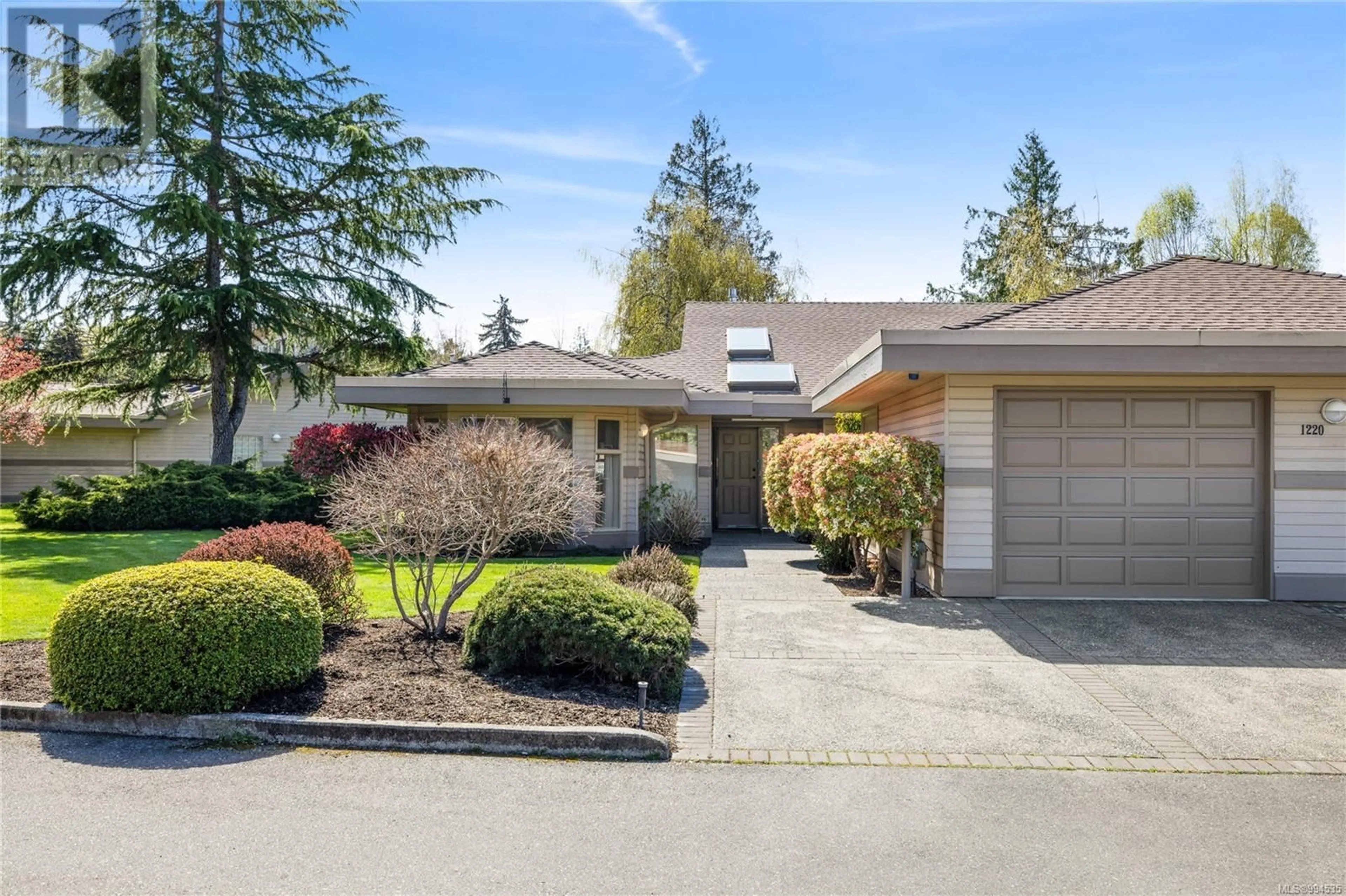 Unknown for 1220 POND PLACE, French Creek British Columbia V9P2P8