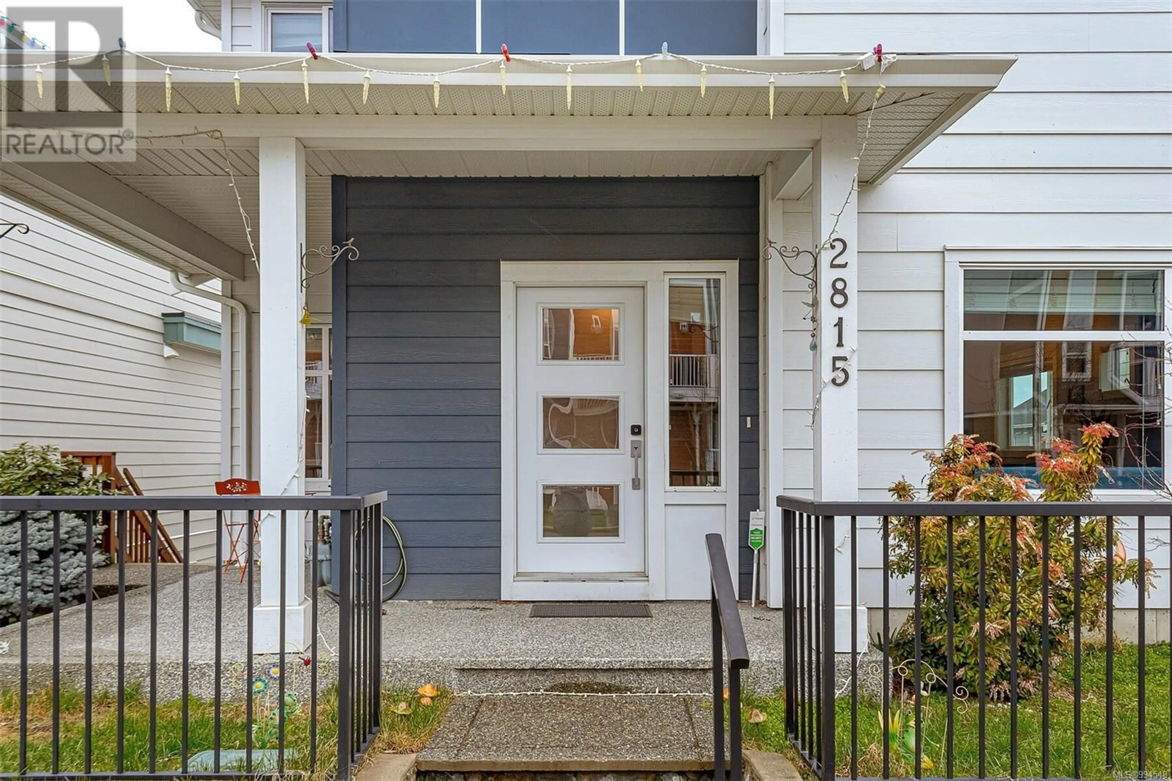 Indoor entryway for 2815 MERIDIAN AVENUE, Langford British Columbia V9B0V2