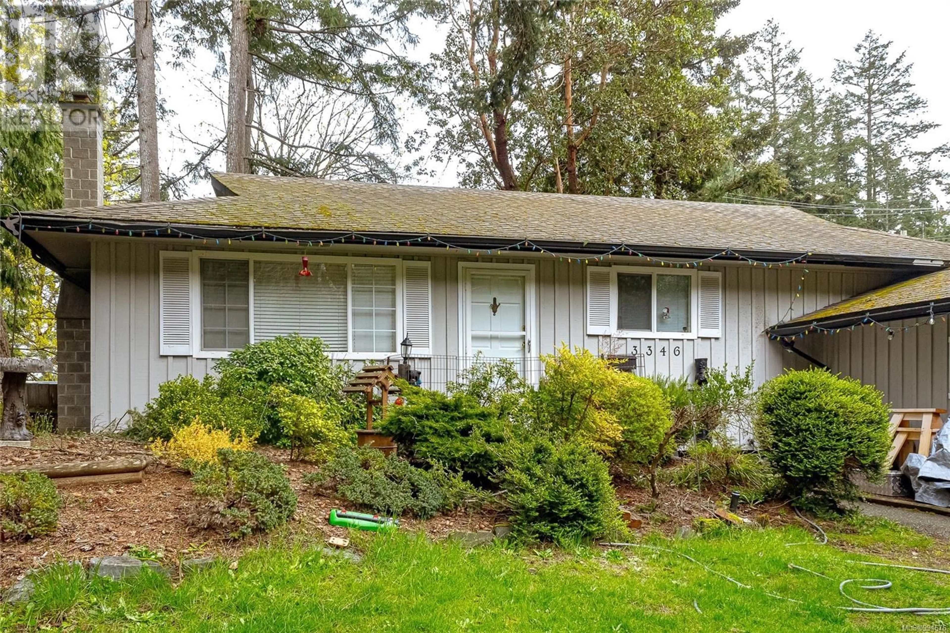 Home with vinyl exterior material, street for 3346 BETULA PLACE, Colwood British Columbia V9C2N6