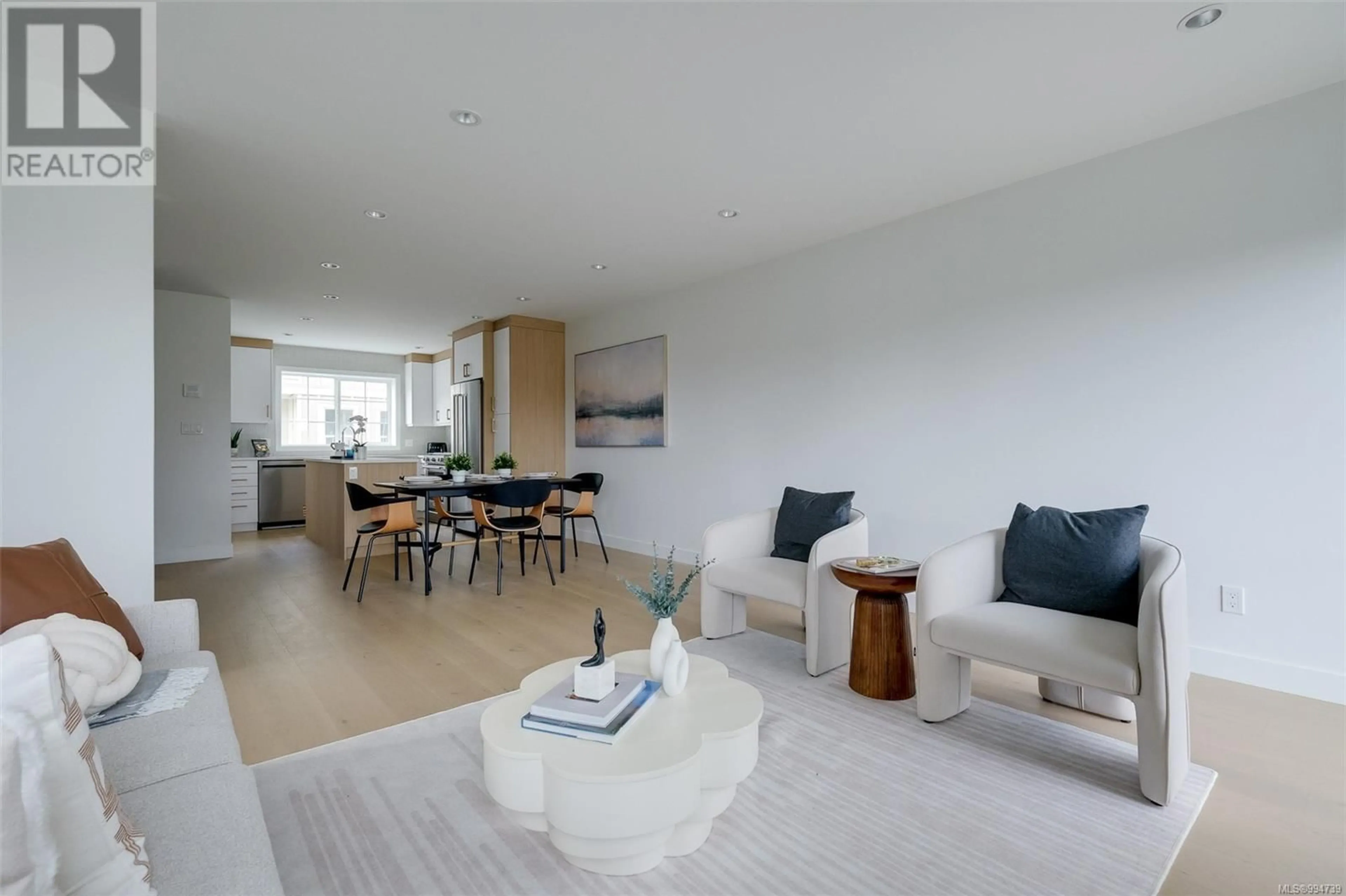 Living room with furniture, unknown for Unit 11 - 3907 CEDAR HILL ROAD, Saanich British Columbia V8P3Z8