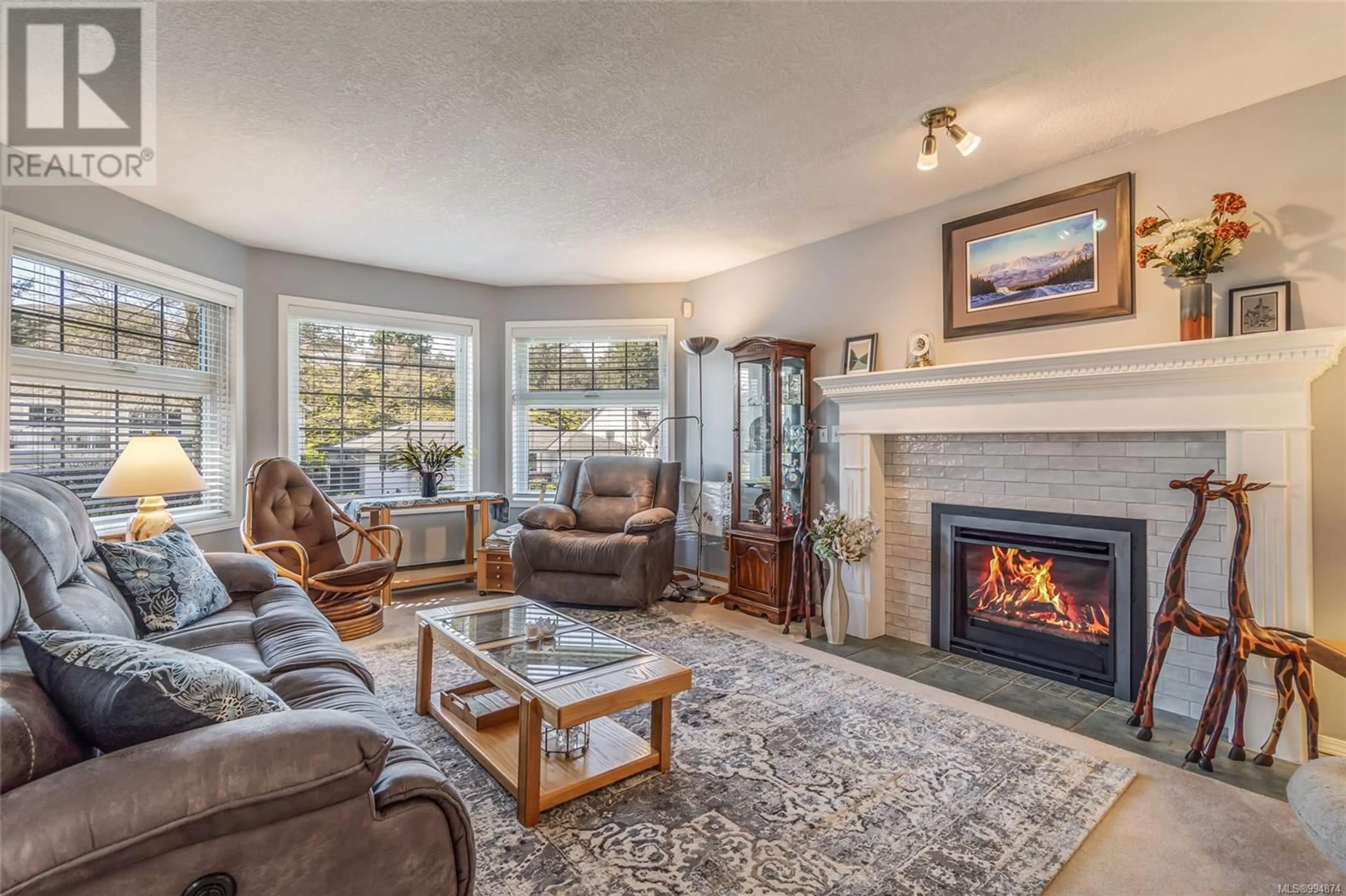 Living room with furniture, unknown for 419 NOTTINGHAM DRIVE, Nanaimo British Columbia V9T4T1