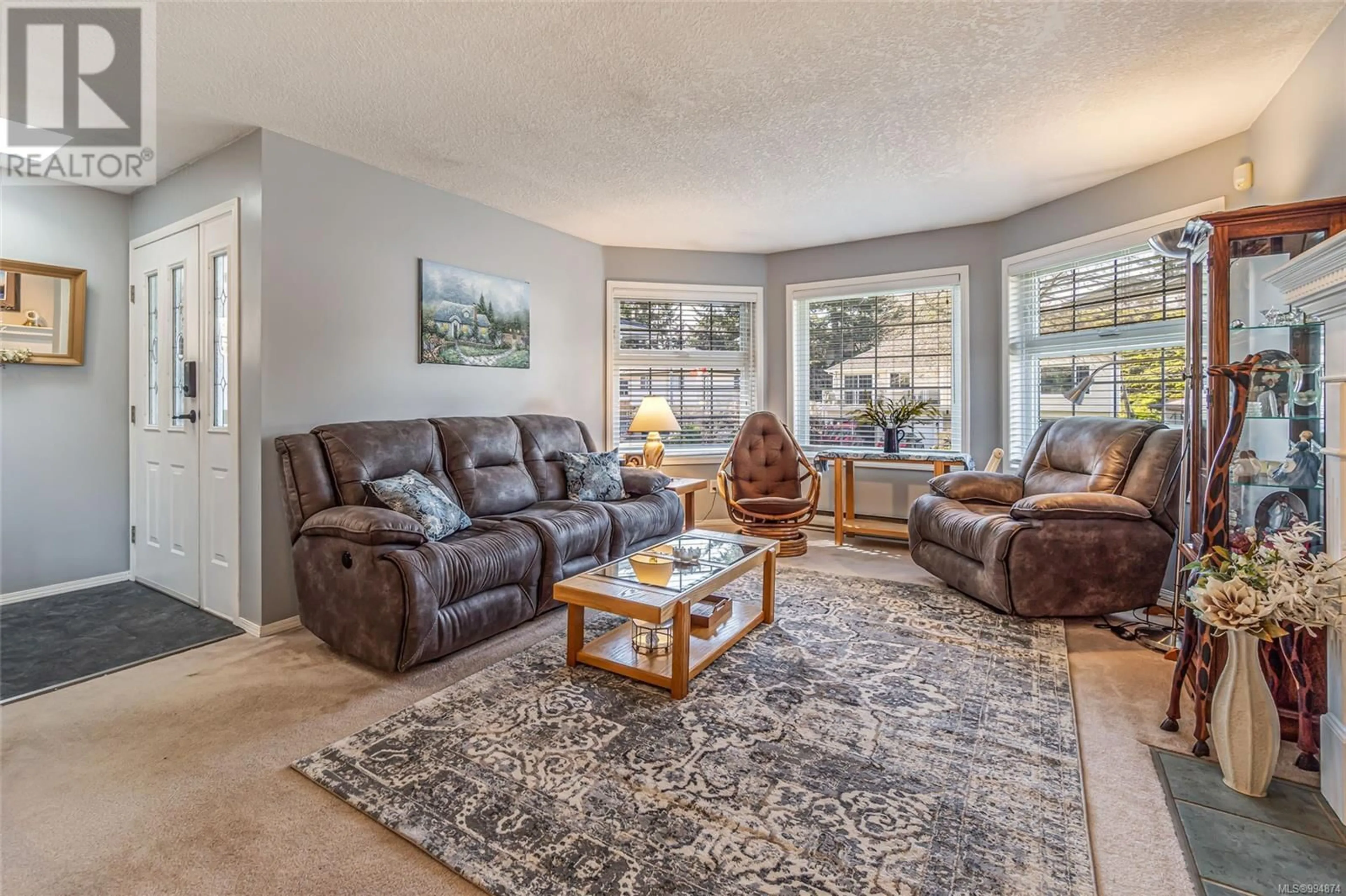 Living room with furniture, unknown for 419 NOTTINGHAM DRIVE, Nanaimo British Columbia V9T4T1