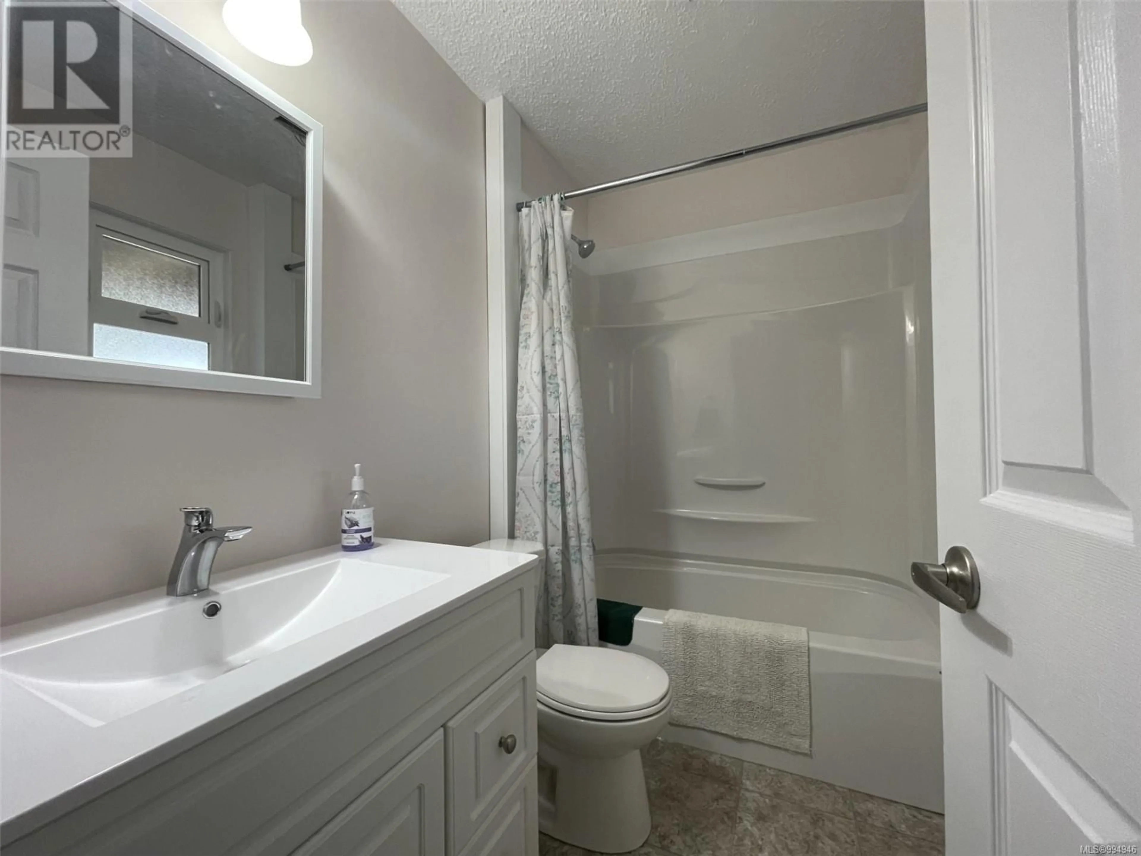 Standard bathroom, unknown for 2425 9TH AVENUE, Port Alberni British Columbia V9Y2N2