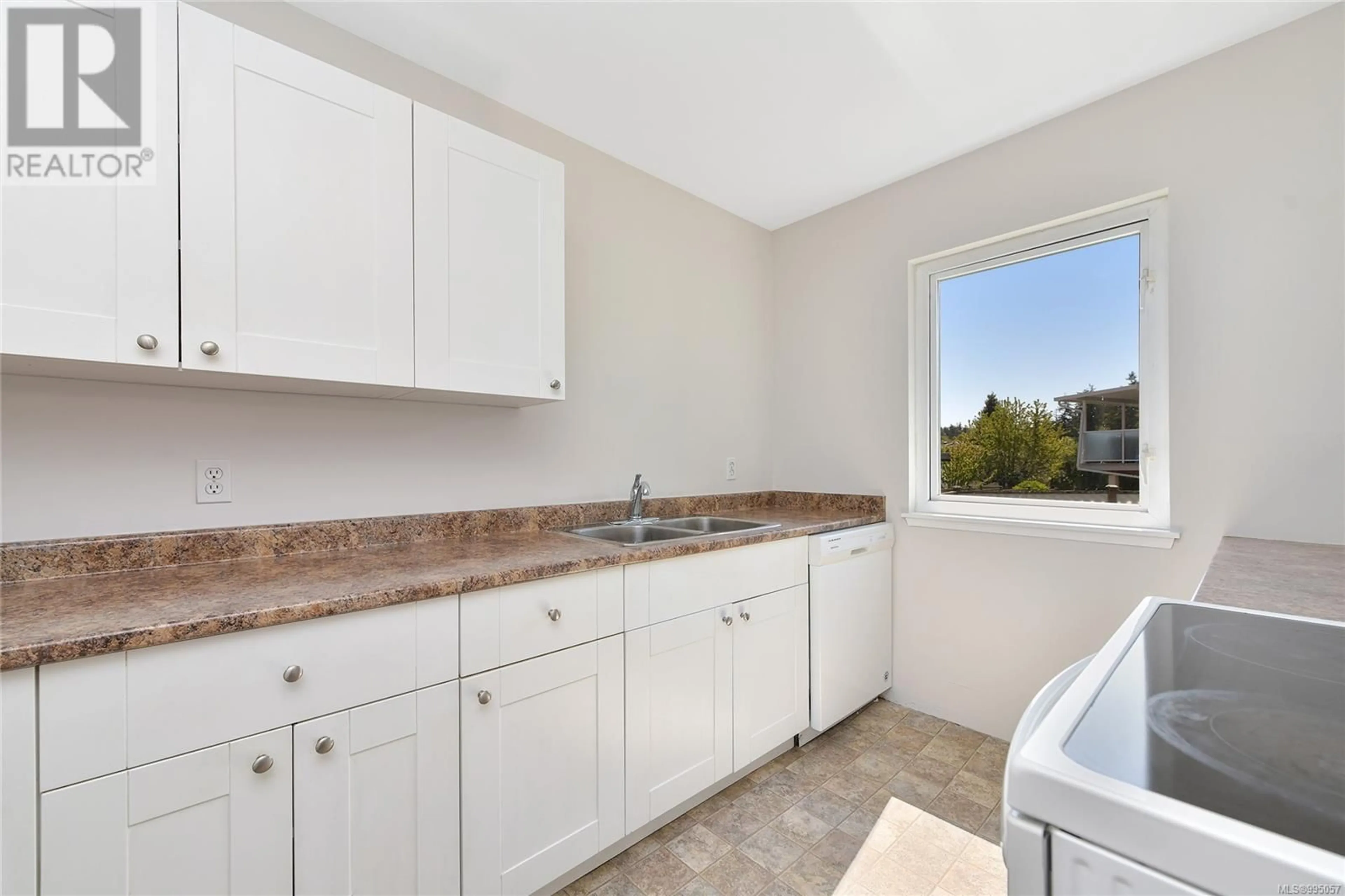 Unknown for 1199 GLEN TARA LANE, Saanich British Columbia V8Z6Z4