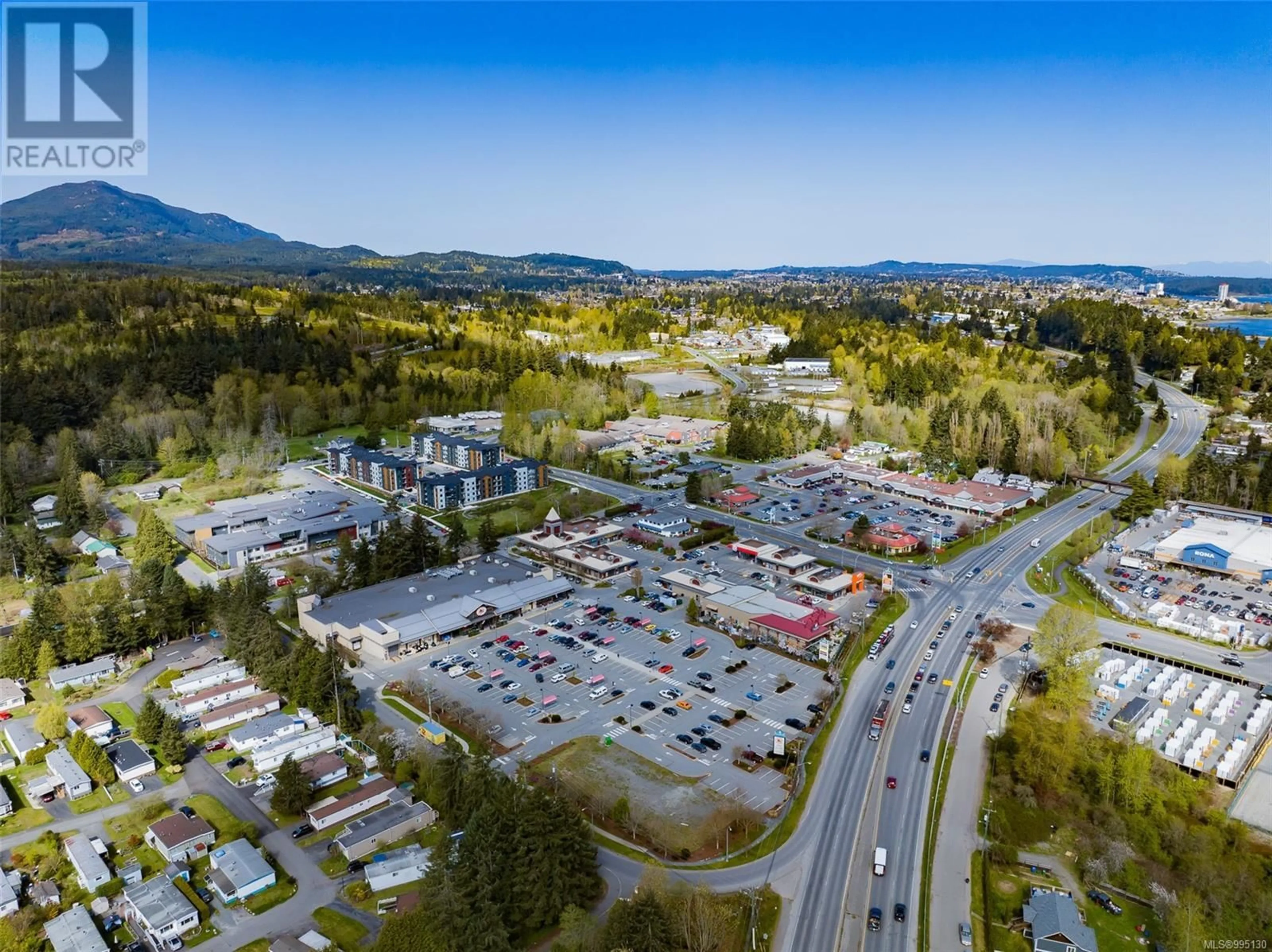 A pic from outside/outdoor area/front of a property/back of a property/a pic from drone, mountain view for 19 - 61 12TH STREET, Nanaimo British Columbia V9R6L2