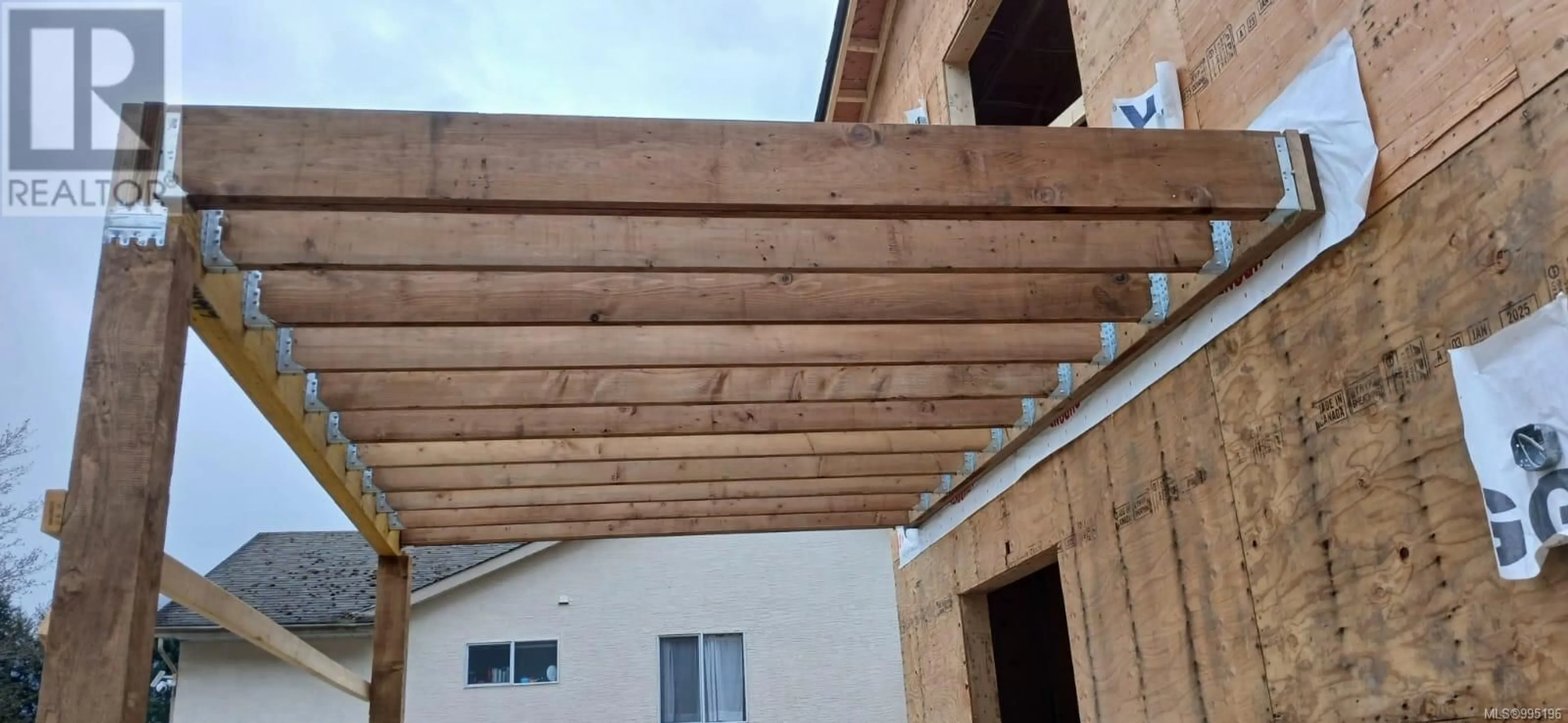 Patio, building for 203 MACDONALD ROAD, Lake Cowichan British Columbia V0R2G0